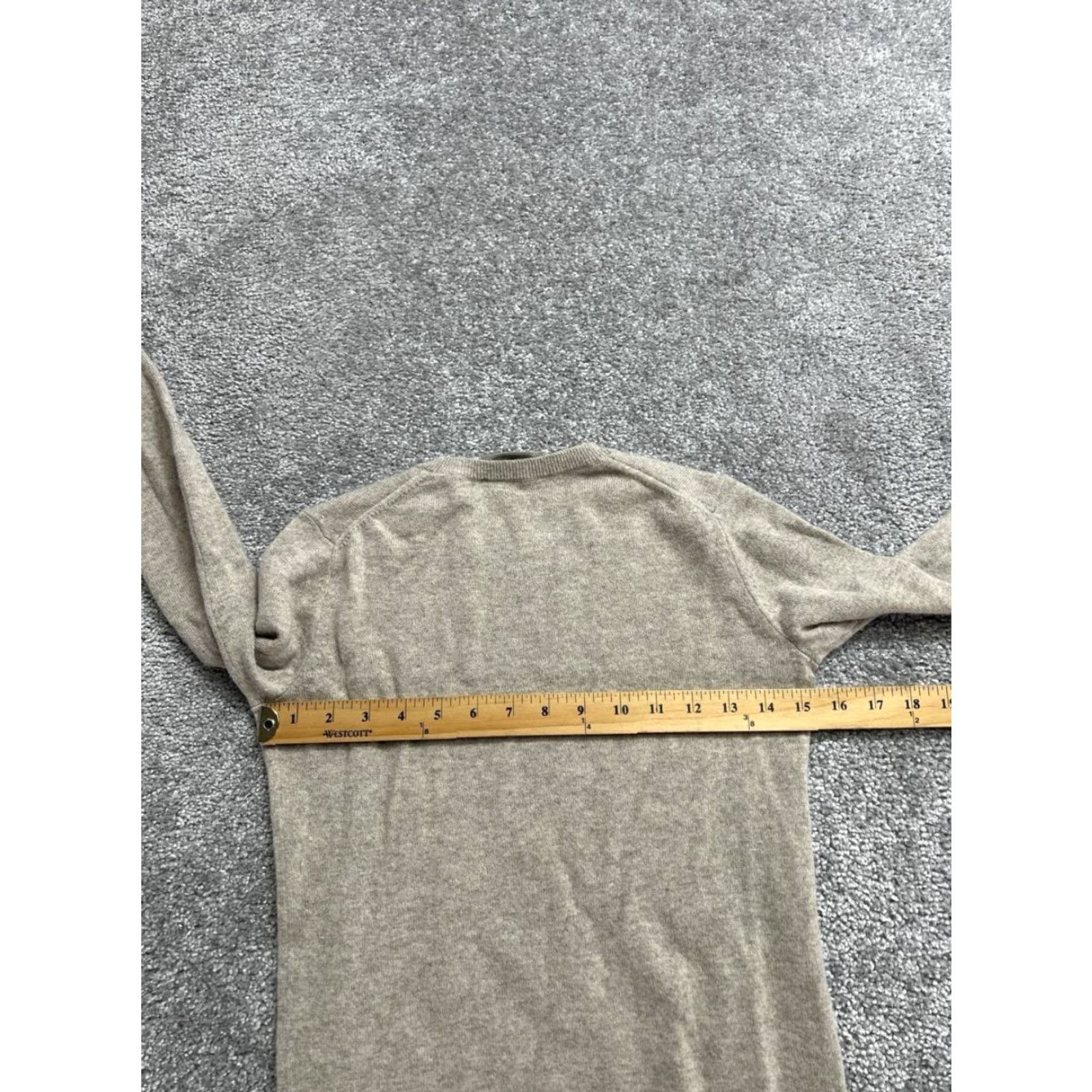 Everlane Everlane The Classic Sweater Womens XXS Beige Cashmere Knit Ribbed Hem Crew Neck Pullover Knit Shirt Mens? Size XXS / US 00 / IT 34 - 4 Thumbnail
