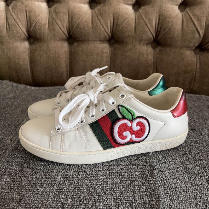 Gucci Gucci Ace Low Top Fashion Sneakers for Women 0079 Size US 6.5 / IT 36.5 - 1 Thumbnail