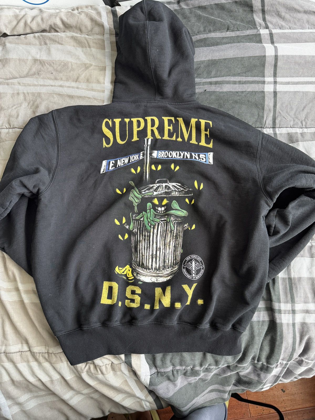 Supreme Supreme DSNY zip up black size M Size US M / EU 48-50 / 2 - 2 Thumbnail
