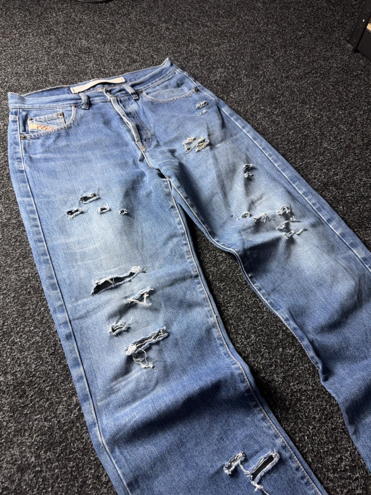 Diesel Retro 90s Diesel Distressed Jeans Made in Italy By Diesel Size US 29 - 5 Thumbnail