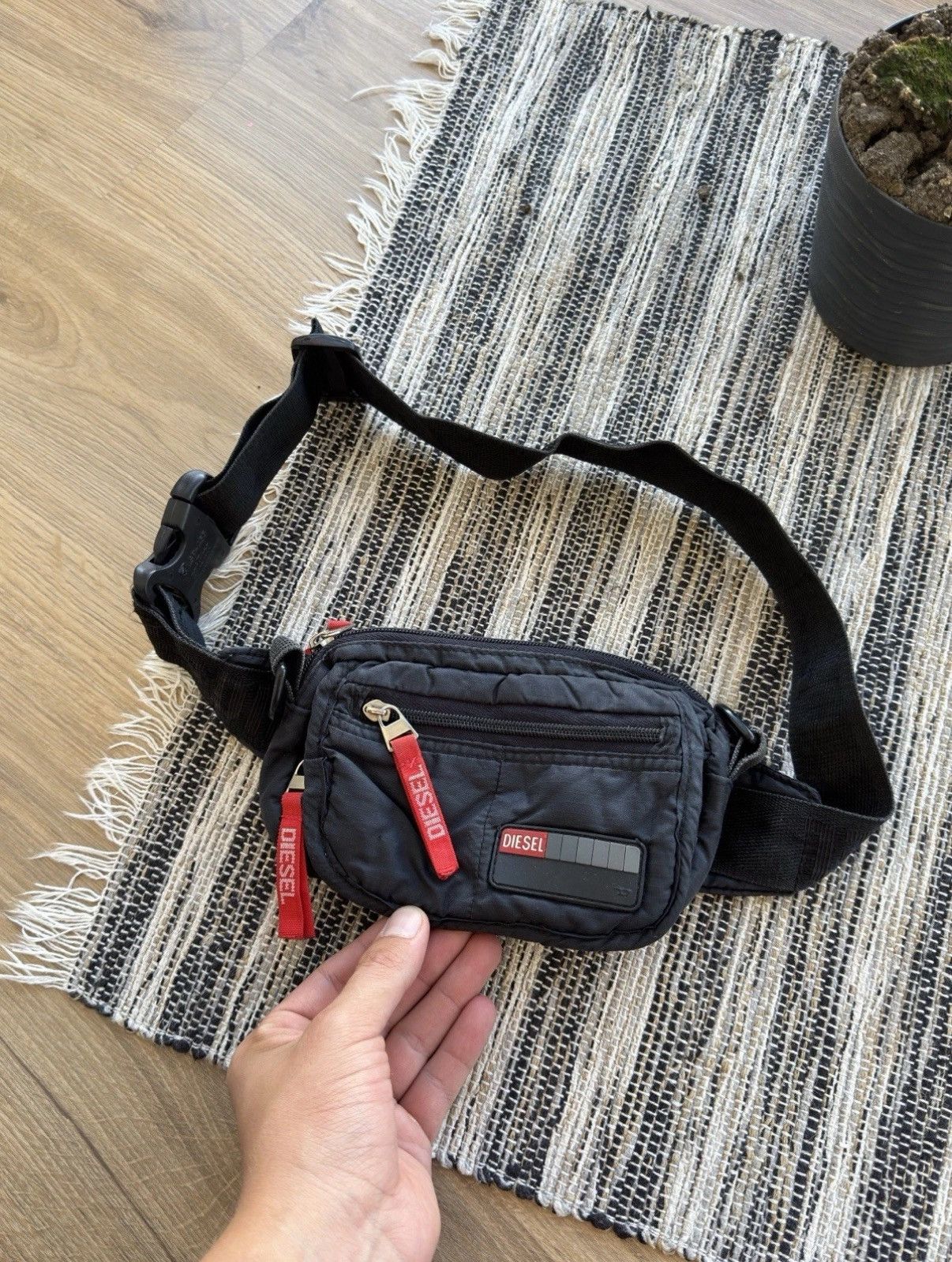 Diesel DIESEL VINTAGE WEST BELT BAG NYLON BLACK MASENGER MINI BAG Size ONE SIZE - 3 Thumbnail