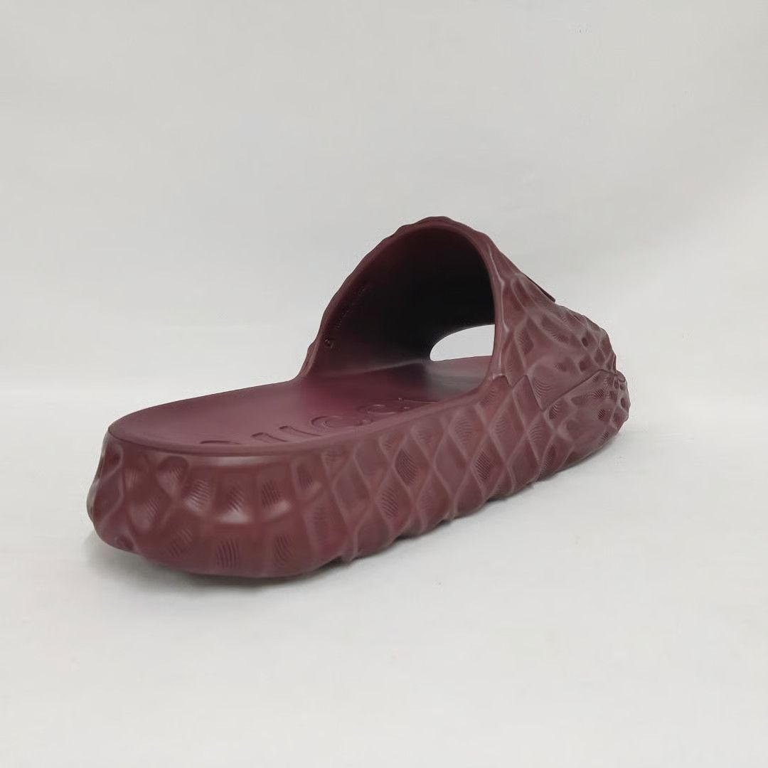 Gucci o1mt1gz0825 M Water Ripple Slide Rubber in Dark Brown Size US 11.5 / EU 44-45 - 5 Thumbnail