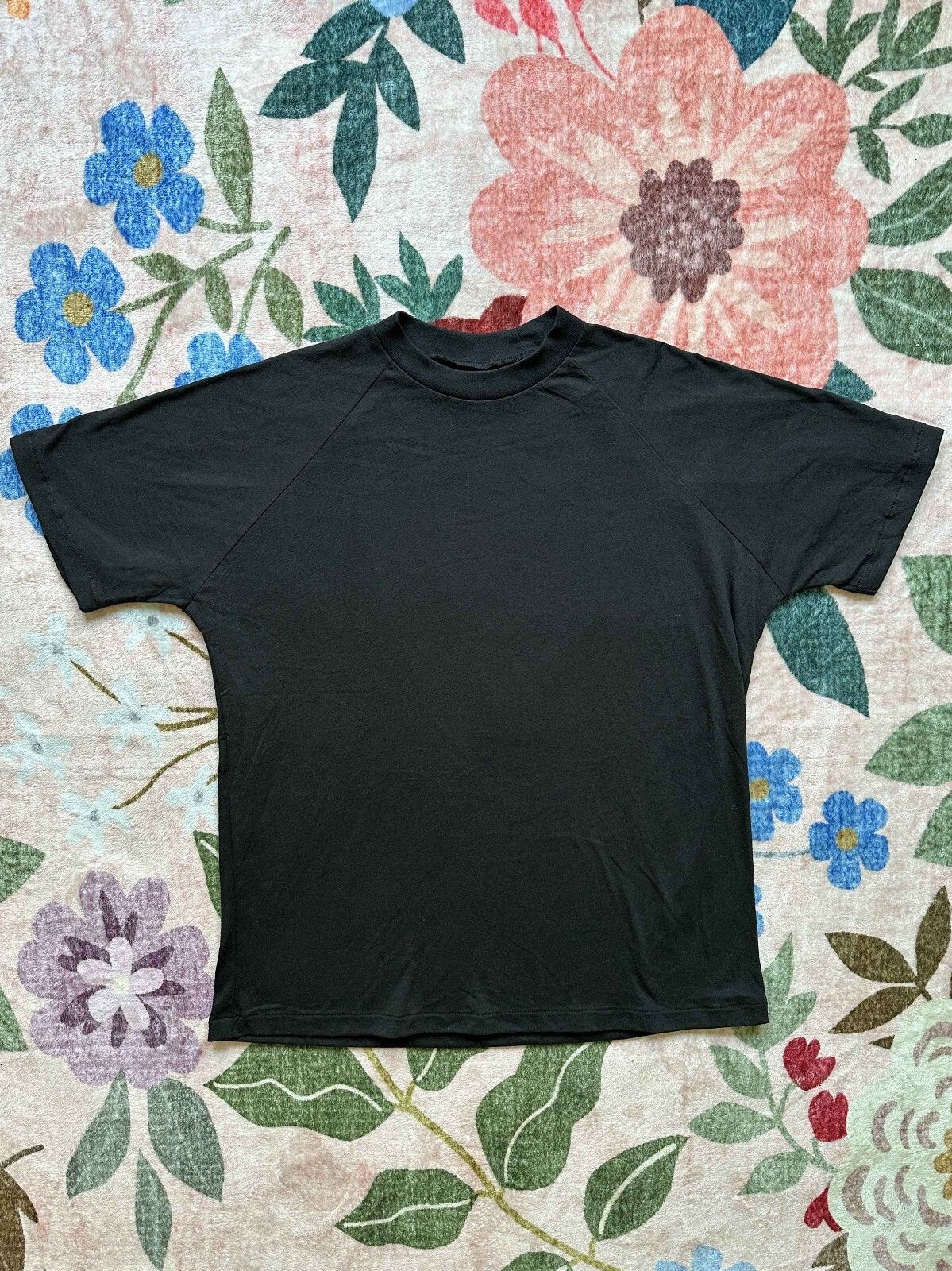 Yeezy Bully JP TS-07 Box Graphic Print T Shirt Black & Gray | Grailed