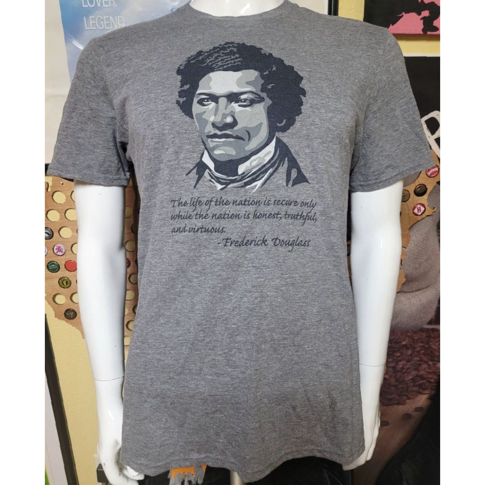 Anvil Frederick Douglass Quote T Shirt Medium Gray Anvil Mens Cotton Blend Graphic Tee Civil Rights USA Shirt Size US M / EU 48-50 / 2 - 2 Thumbnail