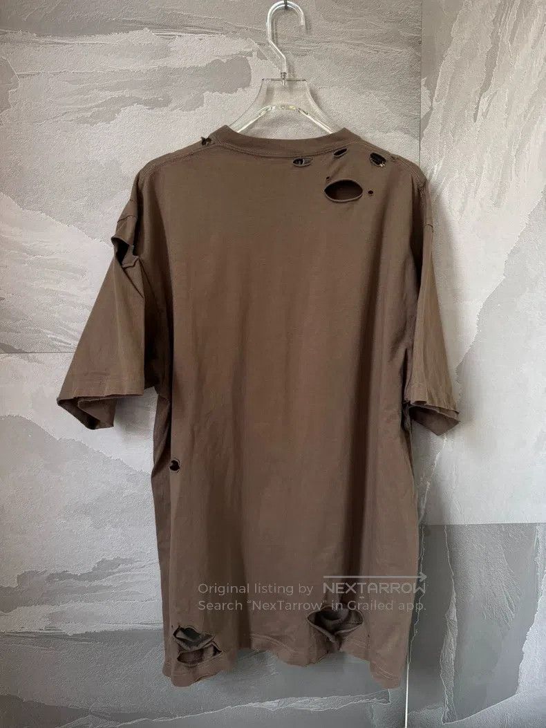 Balenciaga Balenciaga Big hole logo letter print short sleeve T-shirt Size US XXS / EU 40 - 2 Thumbnail