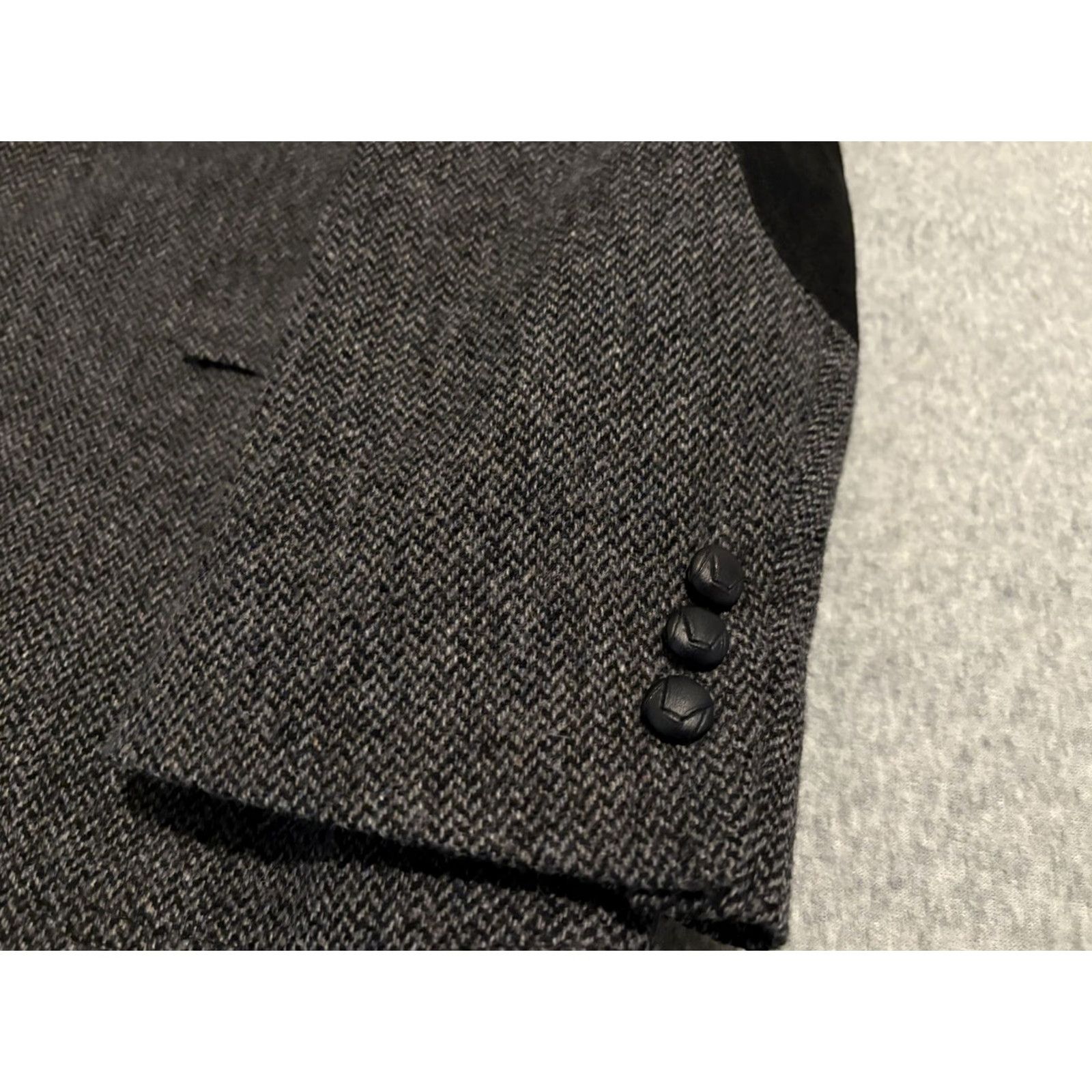 Pendleton Pendleton Western Tweed Wool Jacket Blazer Sport Coat Elbow Patch Gray Black 44L Mens Long Wool Tweed 2 Button Western Theme Size 44R - 4 Thumbnail