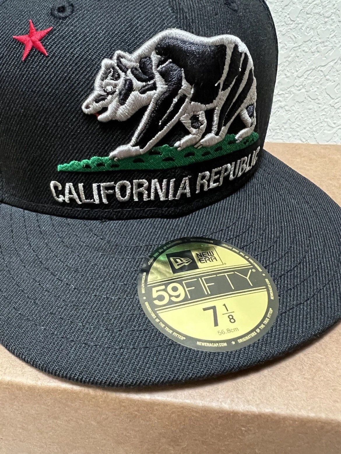 New Era New Era California Republic Black Fitted Hat SZ 7 1/8 Size ONE SIZE - 2 Thumbnail