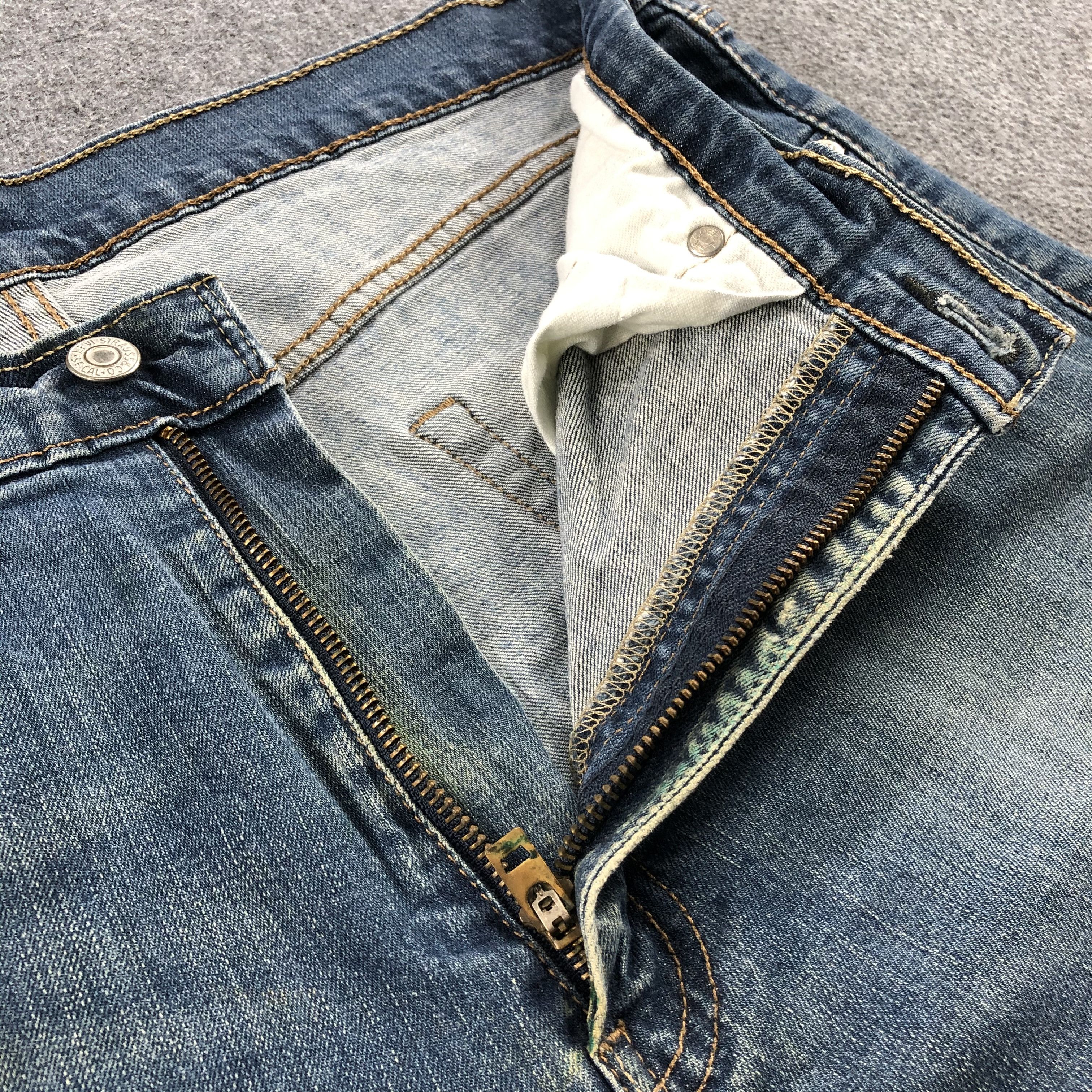 Levi's Vintage Blue Wash Levis 505 Jeans-J2153 Size US 35 - 7 Thumbnail