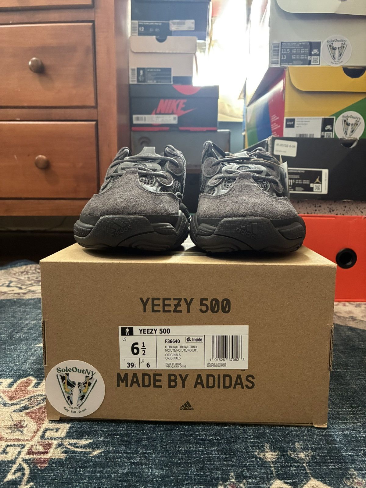 Adidas × Kanye West Adidas Yeezy 500 Utility Black SKU F36640 Brand New Size US 6.5 / EU 39-40 - 4 Thumbnail
