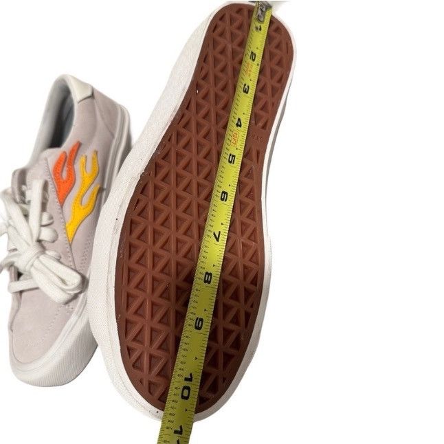 STRAYE Straye Logan Flame Cream Rainbow Sneaker Skate Shoe Unisex Size US 8 / EU 41 - 12 Thumbnail