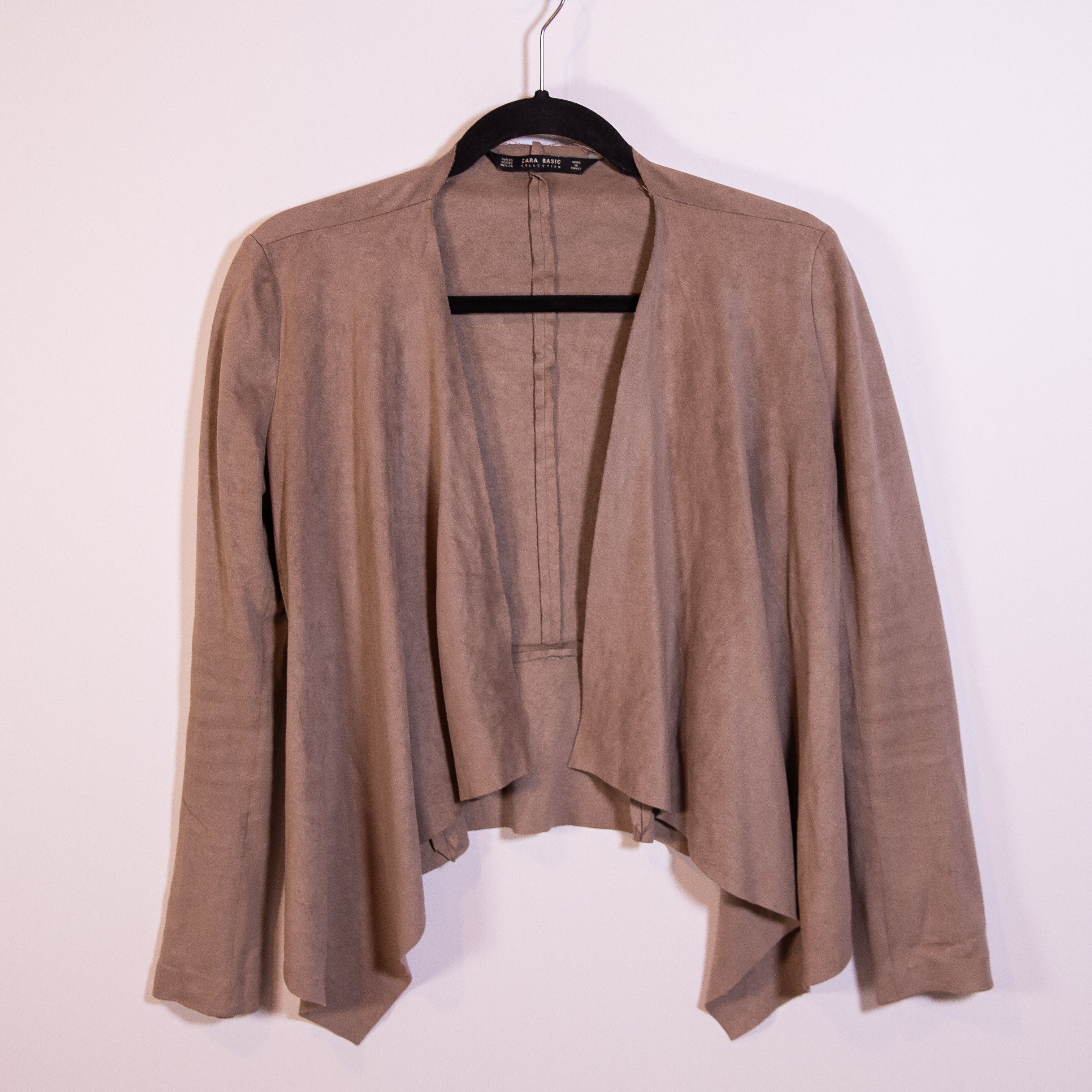 Zara Zara Faux Vegan Suede Open Front Waterfall Size XS / US 0-2 / IT 36-38 - 1 Thumbnail