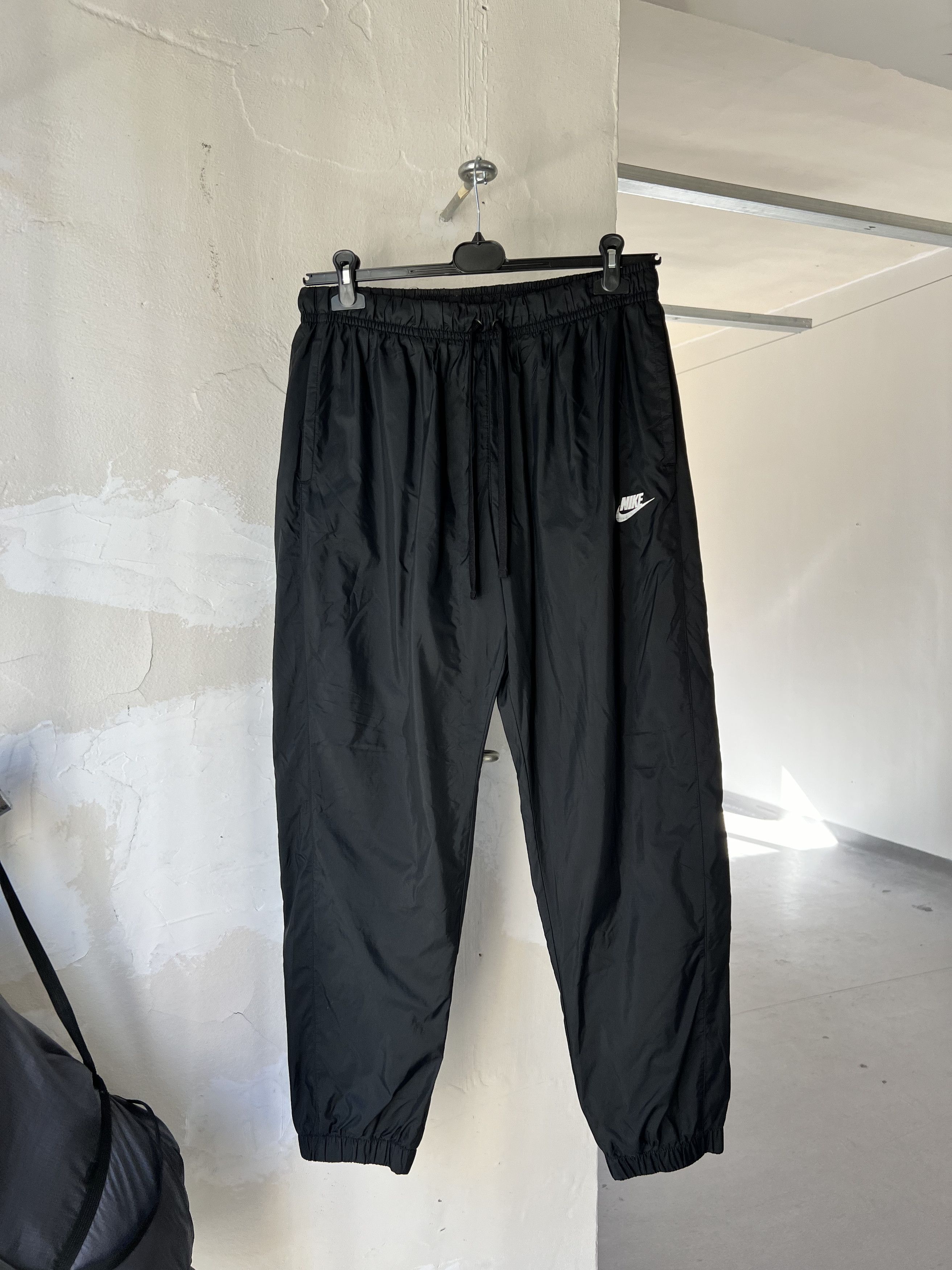 Nike Nike Nylon Sport Pants Size US 36 / EU 52 - 1 Thumbnail