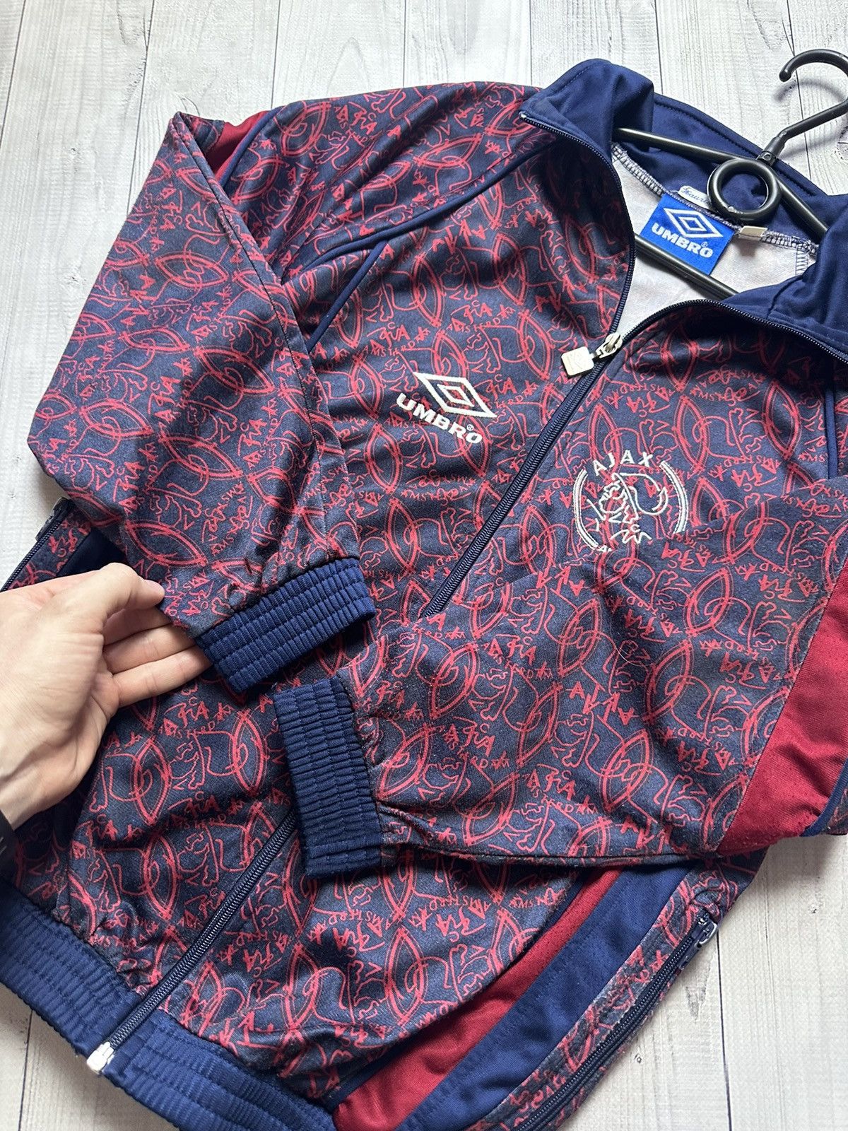 Umbro Vintage Ajax Umbro monogram soccer track jacket kids size Size US XXS / EU 40 - 4 Thumbnail
