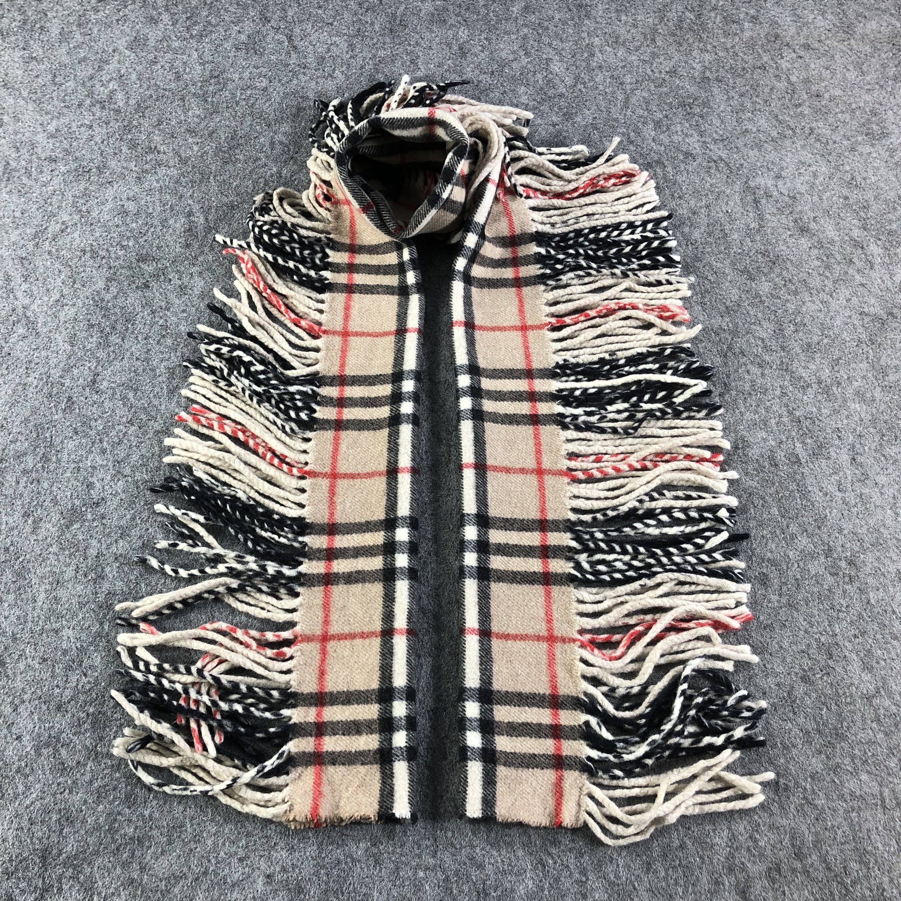 Burberry Burberry Nova Check Fringe Wool Scarf Muffler V1610 Size ONE SIZE - 1 Thumbnail