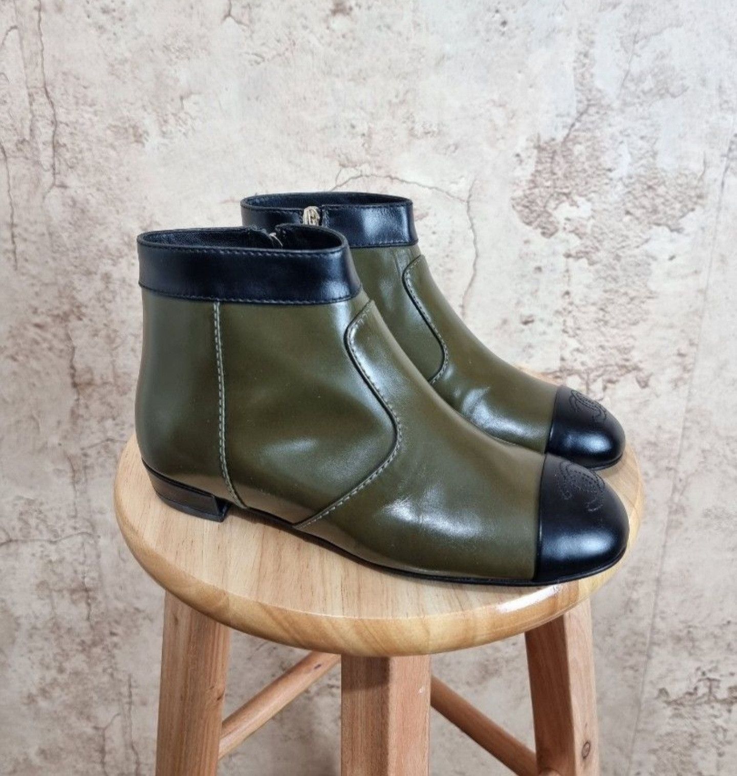 Chanel Chanel Olive and black leather Zippered Boots Size US 5.5 / IT 35.5 - 1 Thumbnail