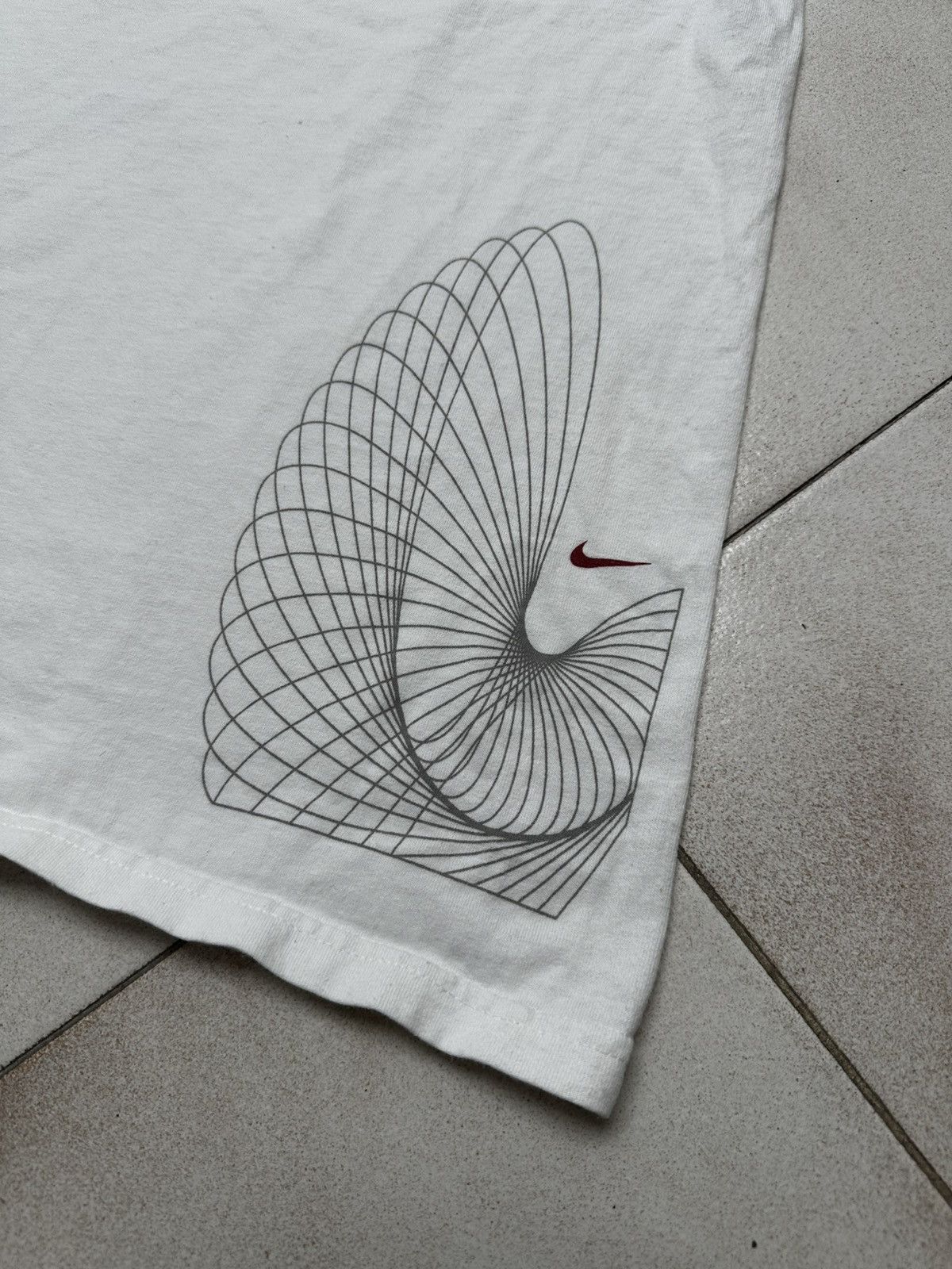 Nike × Vintage Vintage White Nike “Max Air” T-Shirt Size US XL / EU 56 / 4 - 10 Thumbnail