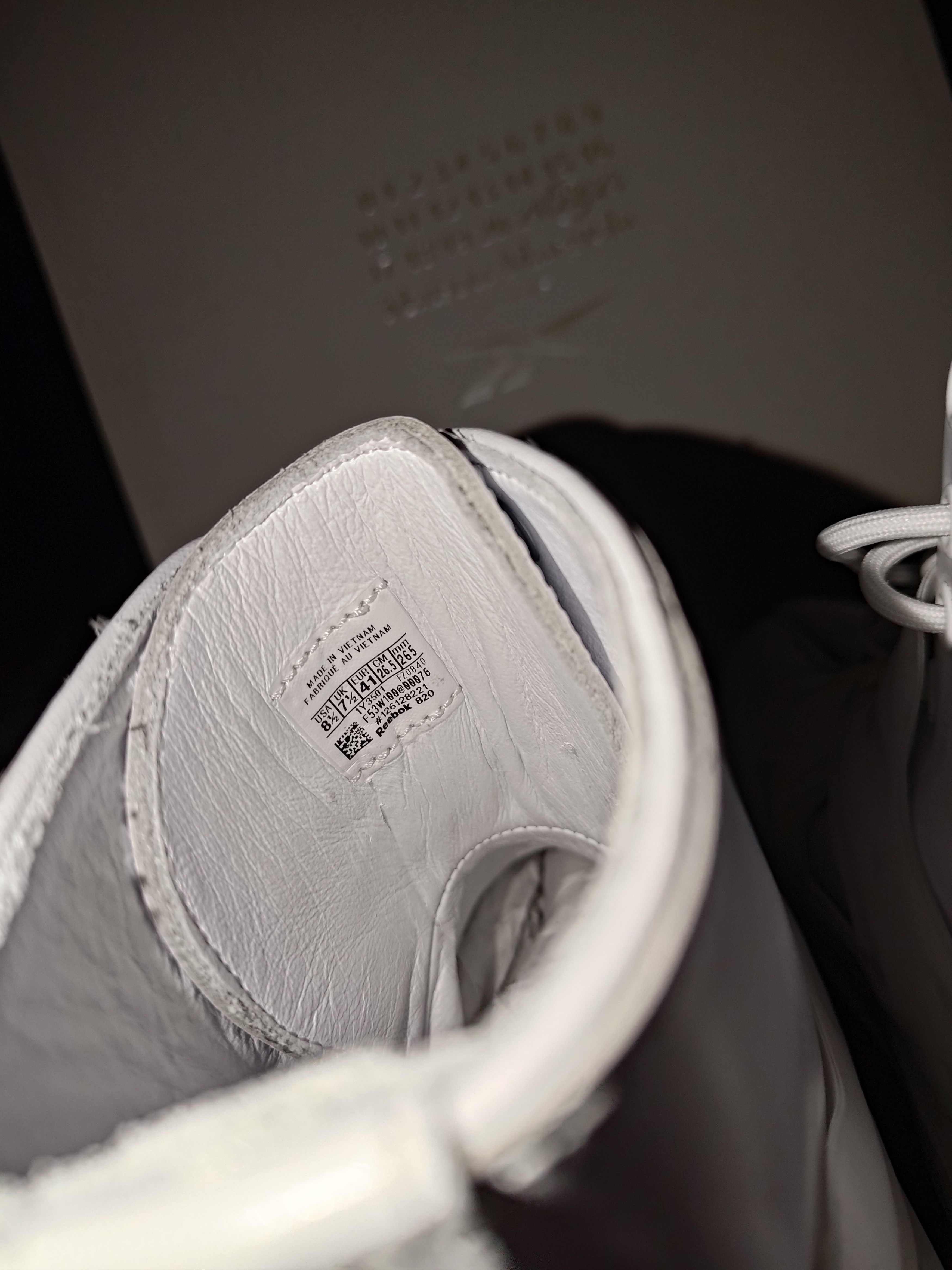 Maison Margiela × Reebok Maison Margiela x Reebok Instapump Fury Tabi 'White' Size US 8 / EU 41 - 15 Thumbnail
