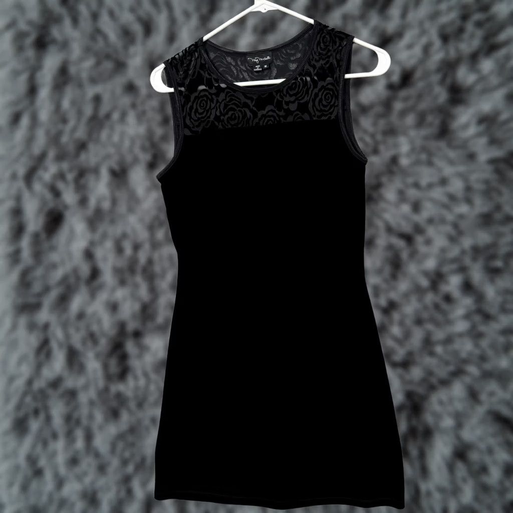 Vintage VINTAGE My Michelle Black Velvet Bodycon Mini Dress M Sleeveless Floral Burnout Yoke 90s Party Cocktail Womens Size M / US 6-8 / IT 42-44 - 1 Thumbnail