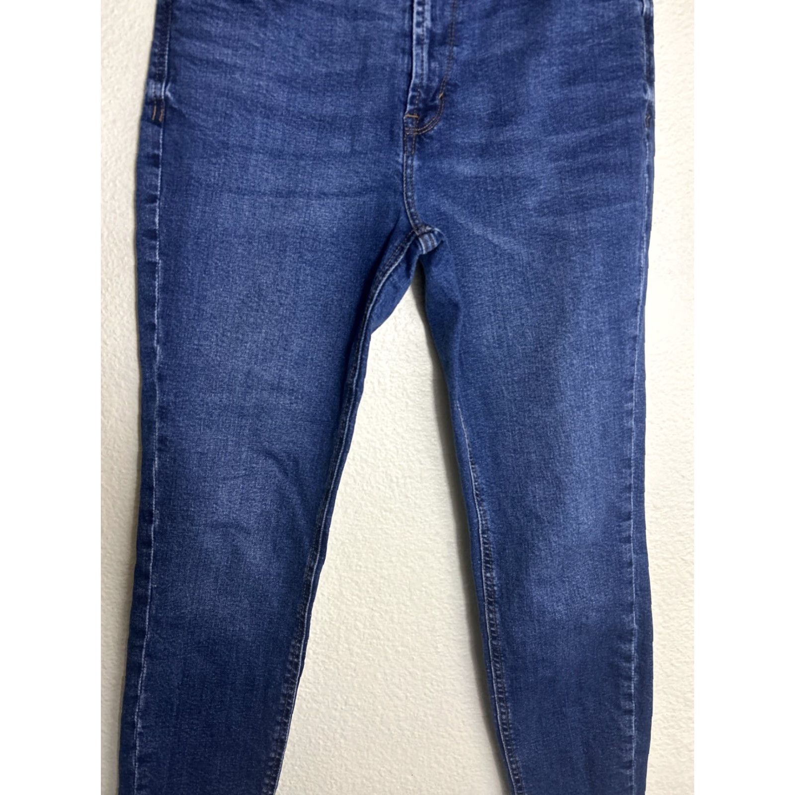 Vintage Kensie Women’s Skinny Jeans Dark Wash Raw Hem 32x29 8/29 Denim Cotton 5-Pocket Stretch Zip Button VBoys Womens Size 30" / US 8 / IT 44 - 5 Thumbnail