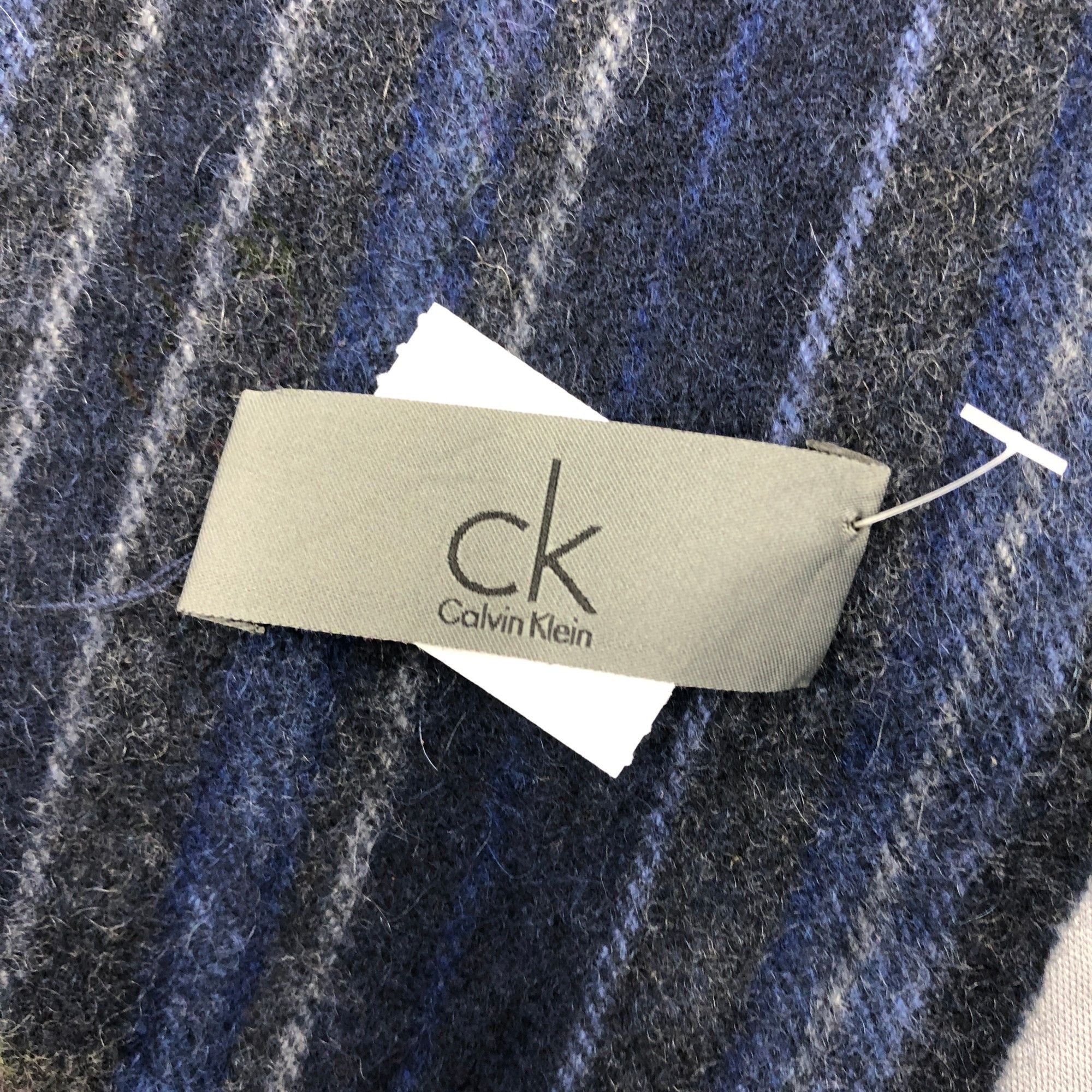Calvin Klein Vintage Calvin Klein Scarf Muffler Wool Winter Scarves Size ONE SIZE - 4 Thumbnail