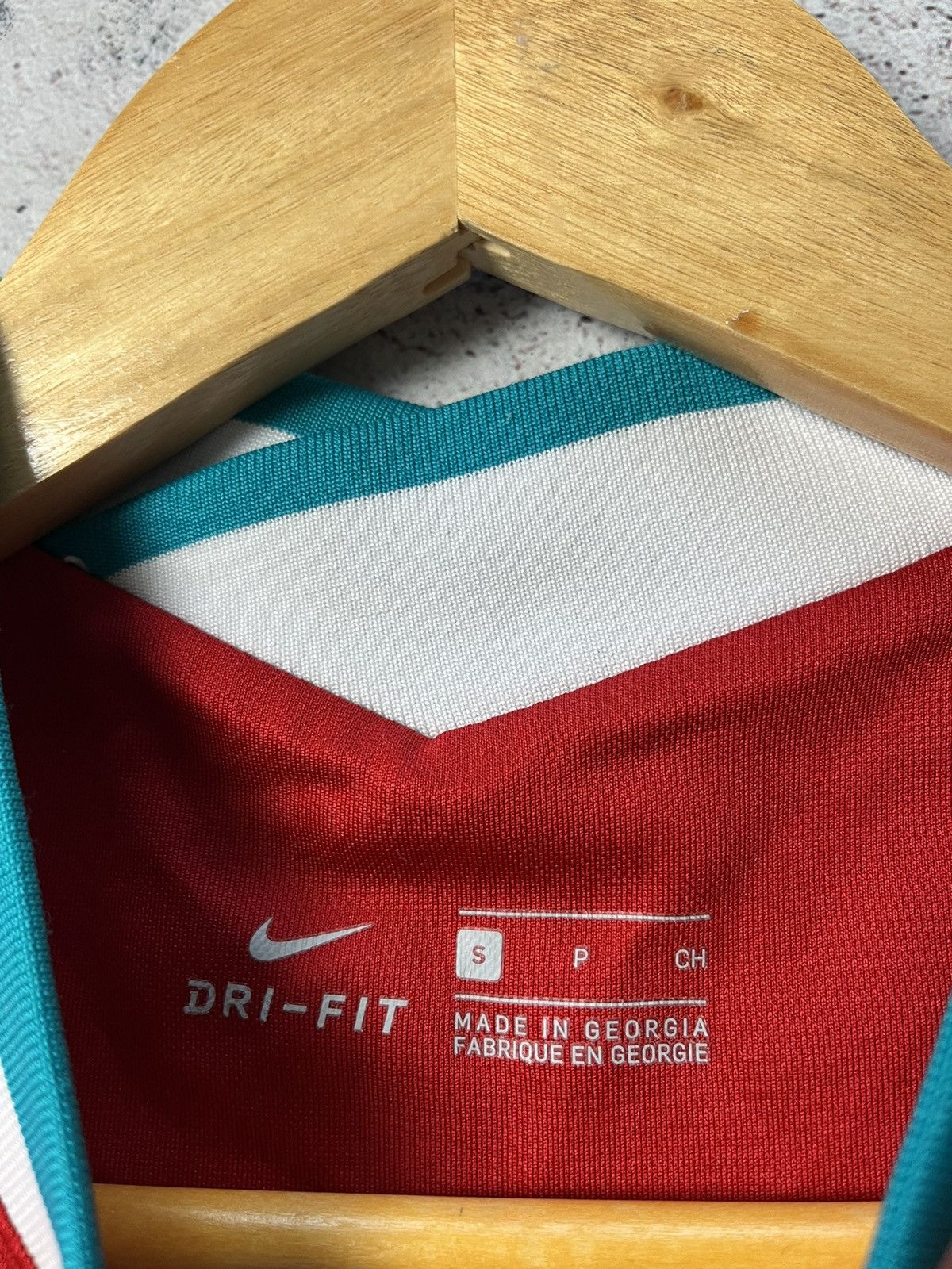 Nike NIKE LIVERPOOL 2020 2021 HOME FOOTBALL SHIRT SOCCER JERSEY Size US S / EU 44-46 / 1 - 5 Thumbnail