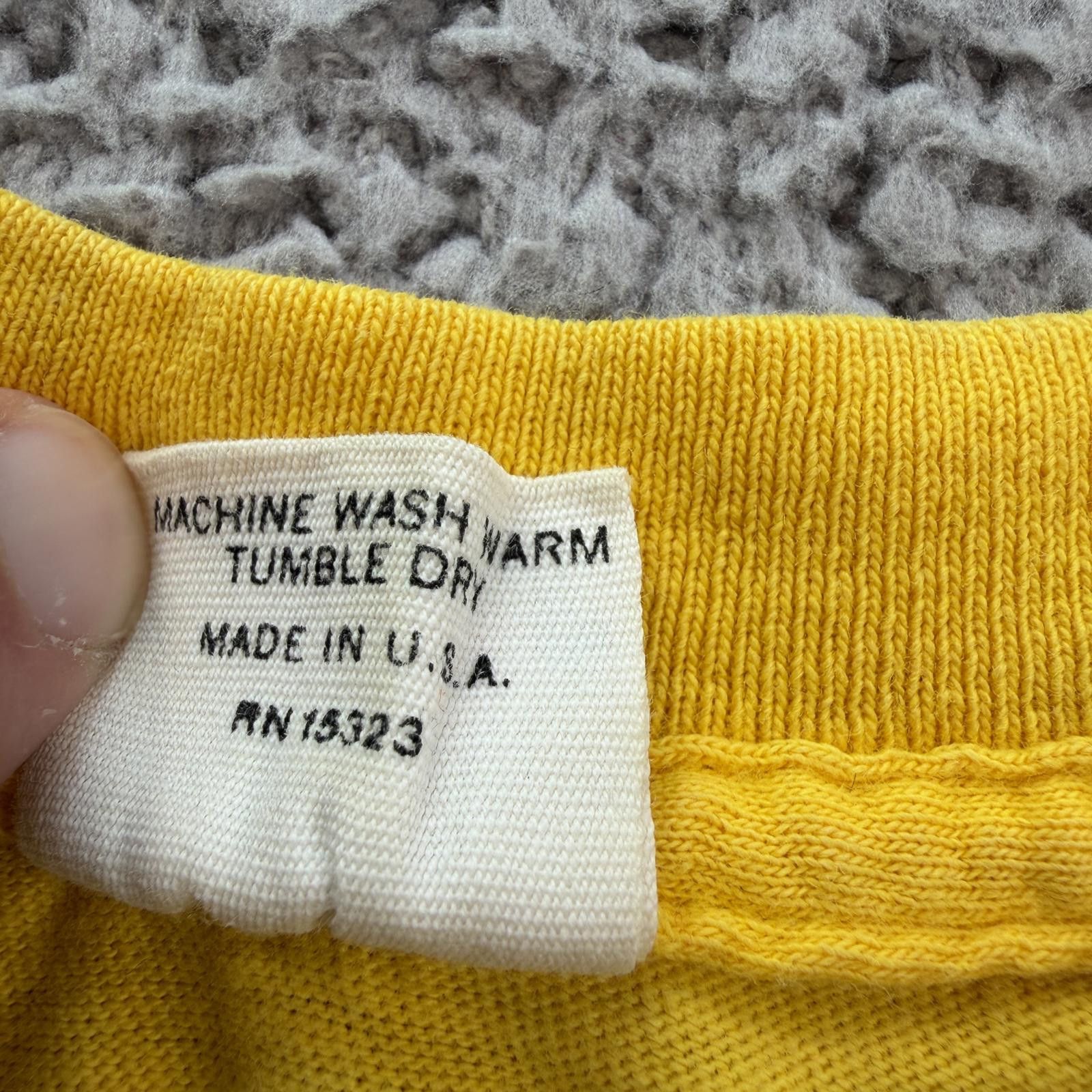 Britt Bolton Vintage Performance Long Sleeve T Shirt Yellow USA Made Size US S / EU 44-46 / 1 - 6 Thumbnail