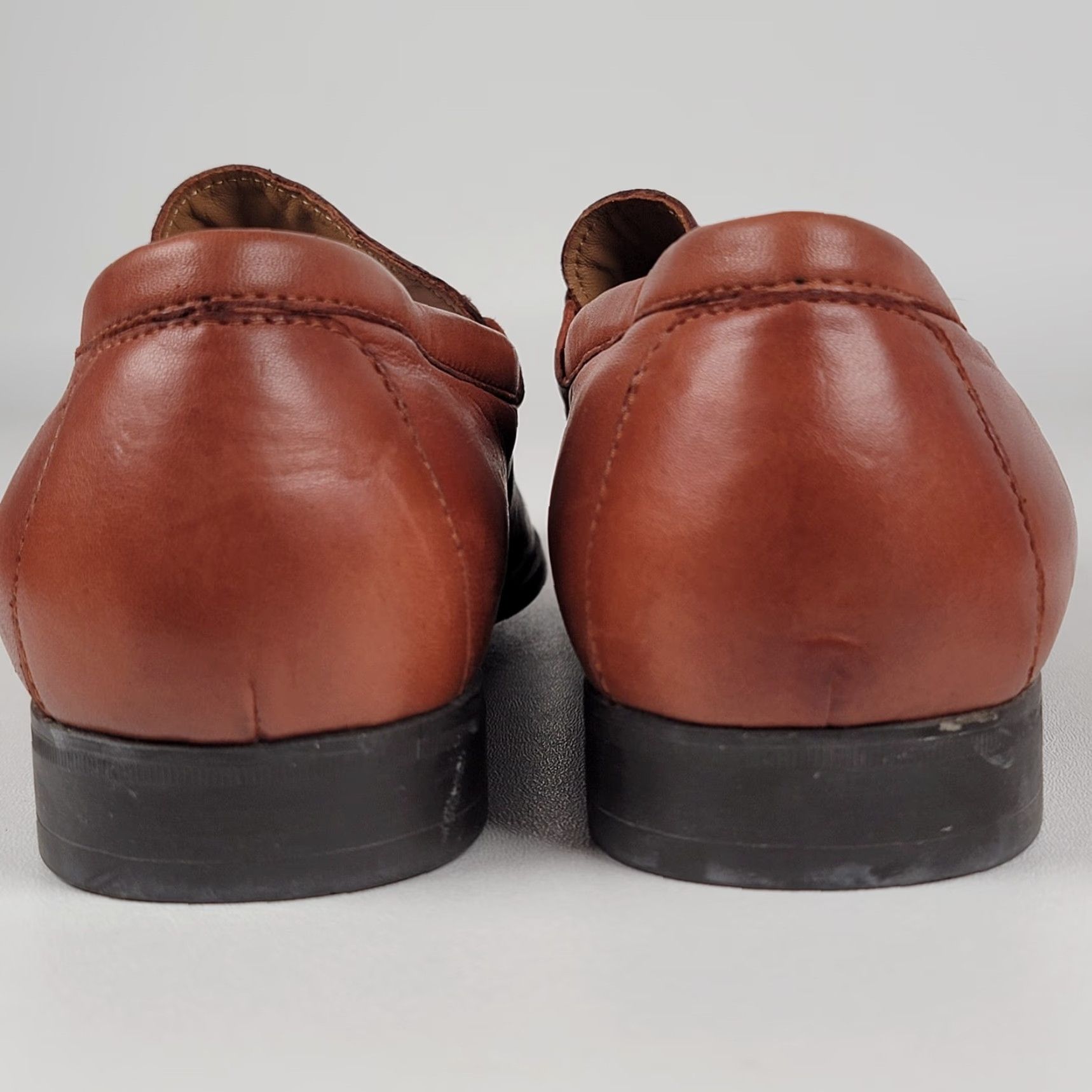 Johnston & Murphy Johnston & Murphy Brown Men's Leather Slip On Driving Loafers Penny Style 9.5 M Dress Shoes Size US 9 / EU 42 - 6 Thumbnail