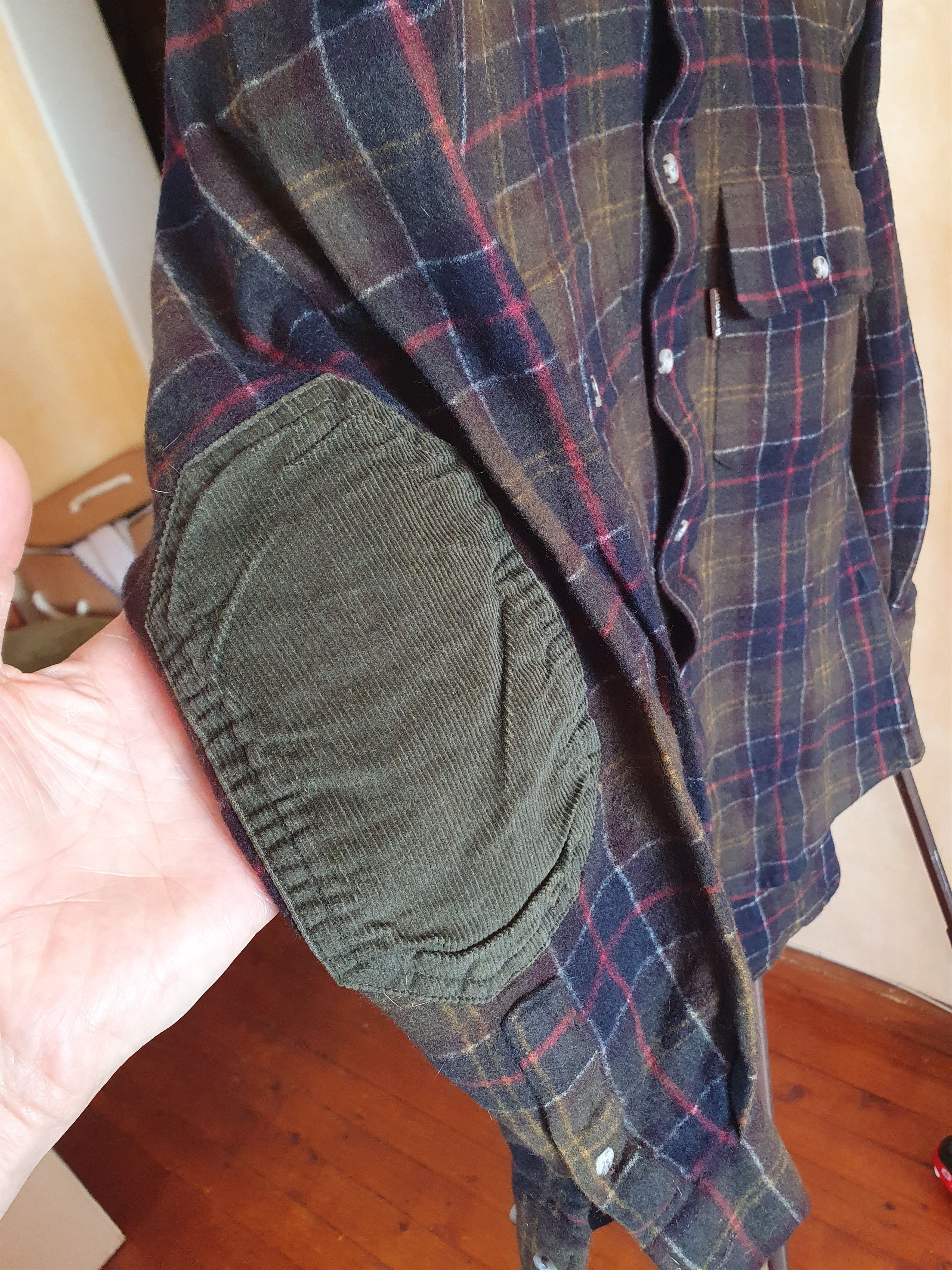 Barbour Barbour Merino Tartan Shirt S1050 Elbow Corduroy Patches szS Size US S / EU 44-46 / 1 - 13 Thumbnail