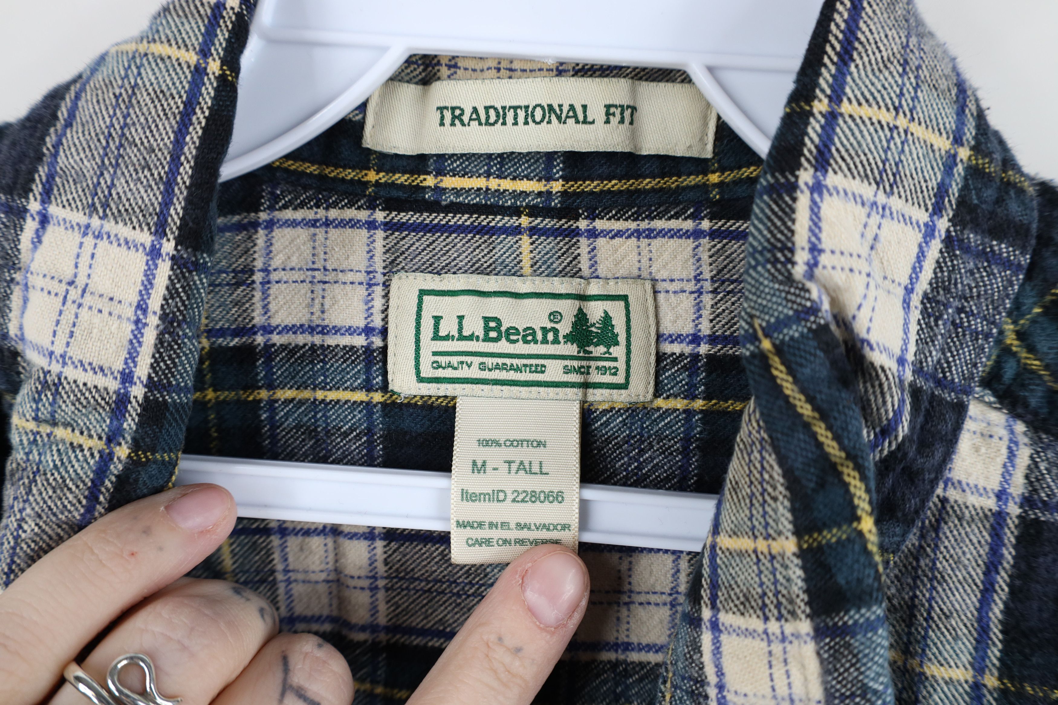 L.L. Bean Vintage LL Bean Flannel Collared Button Down Shirt Size US M / EU 48-50 / 2 - 7 Thumbnail