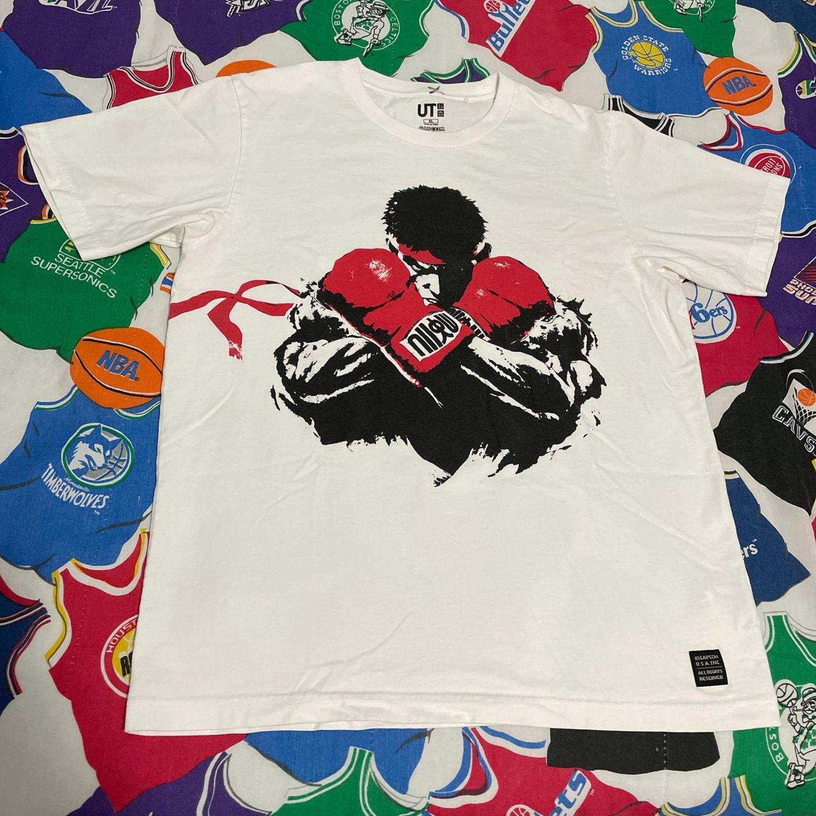 Uniqlo Streetwear Uniqlo Capcom Street Fighter Ryu White Game Tee Size US L / EU 52-54 / 3 - 1 Thumbnail