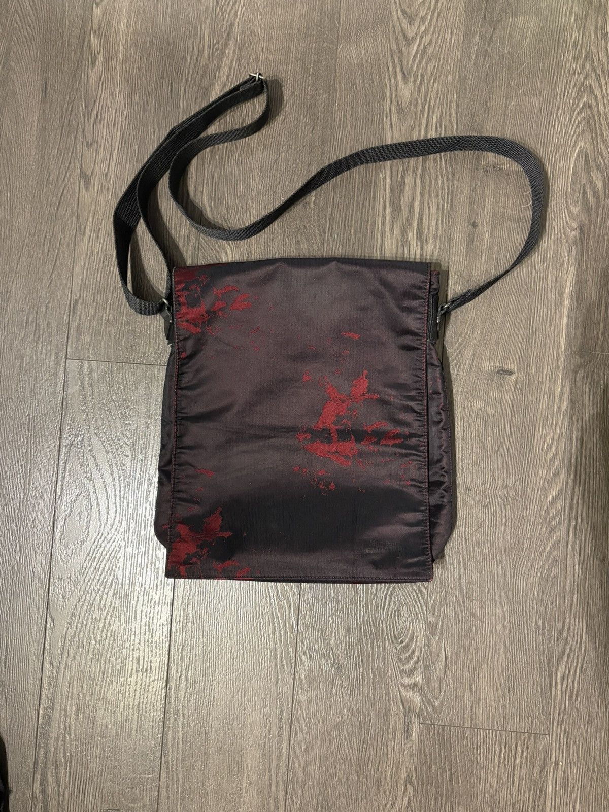 Jean Paul Gaultier AW98 Bloody JPG messenger bag Size ONE SIZE - 1 Thumbnail