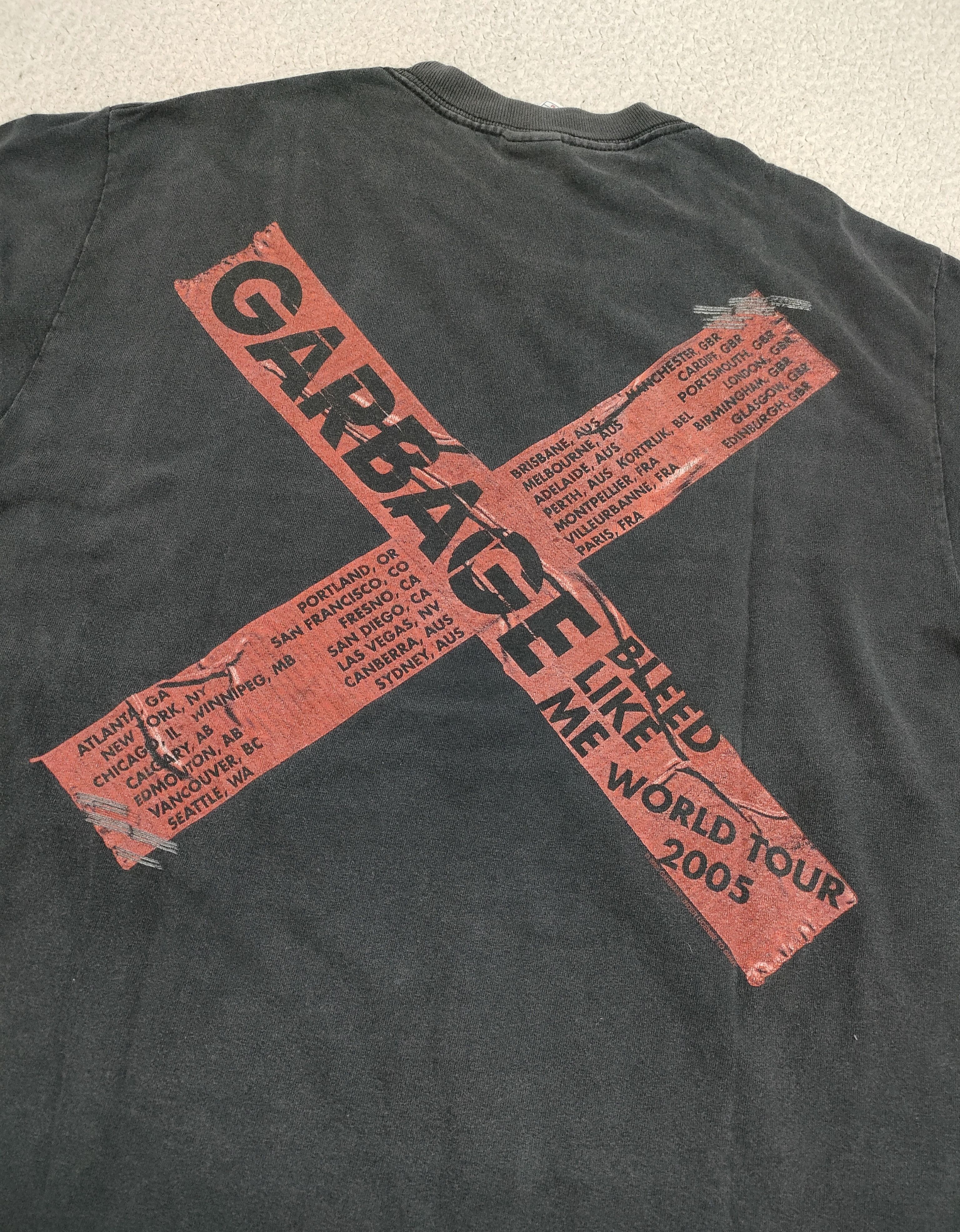 Band Tees × Vintage Vintage GARBAGE Bleed Like Me 2005 World Tour Tee Size US M / EU 48-50 / 2 - 2 Thumbnail