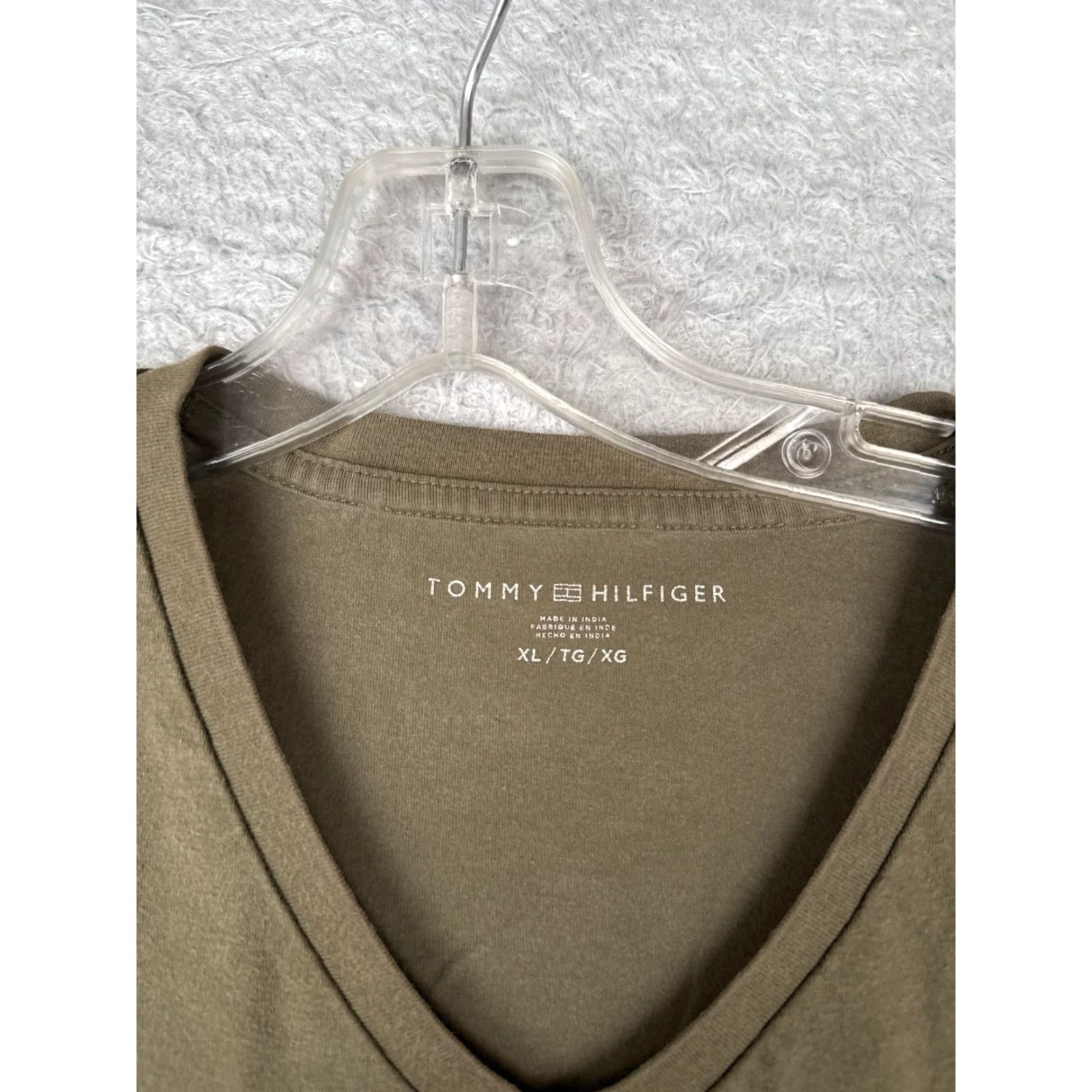 Tommy Hilfiger Tommy Hilfiger Shirt Adult XL Green V-Neck Cotton Jersey Short Sleeve Embroidered Logo Mens Size US XL / EU 56 / 4 - 7 Thumbnail