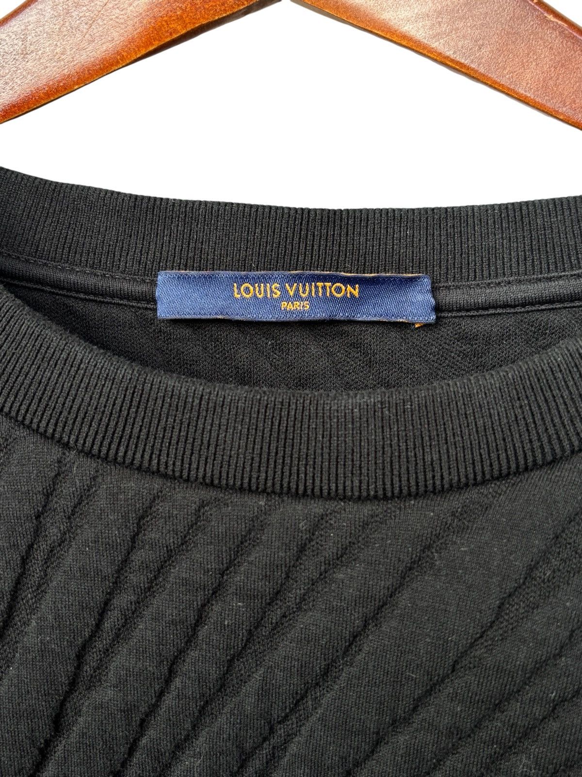 Louis Vuitton Louis Vuitton Monogram Arm Sweatshirt Size US L / EU 52-54 / 3 - 8 Thumbnail