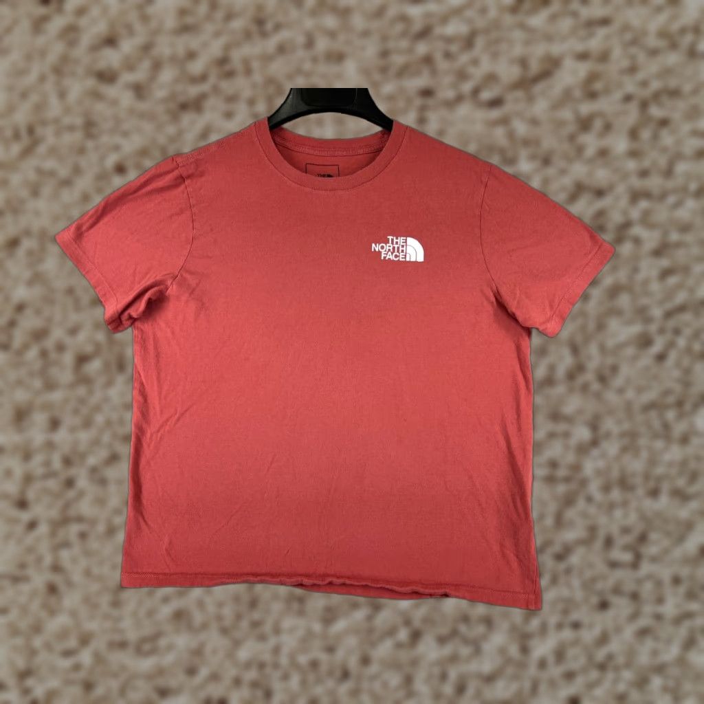 The North Face The North Face Shirt Women L Coral Short Sleeve Crew Neck 100% Cotton Hike Size L / US 10 / IT 46 - 1 Thumbnail