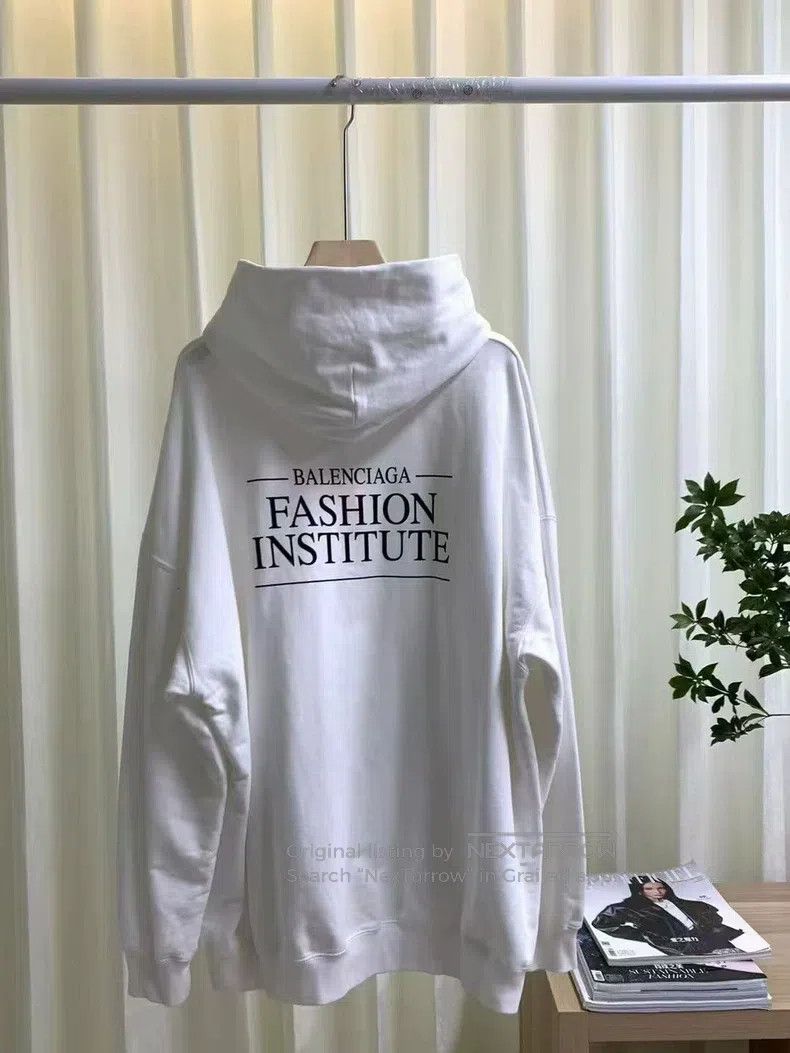 Balenciaga Balenciaga Front and Back Print Hooded Sweatshirt Size US XS / EU 42 / 0 - 3 Thumbnail