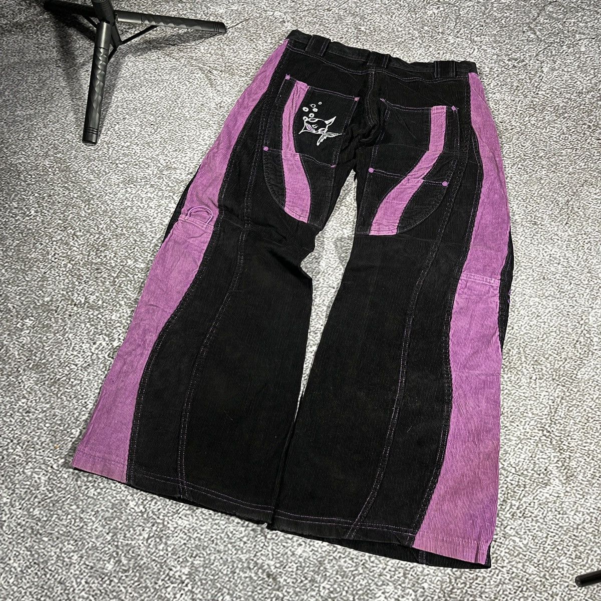 image of Vintage Flare Punkyfish Corduroy Baggy Rave Jeans Wide in Black/Pink, Women's (Size 33)