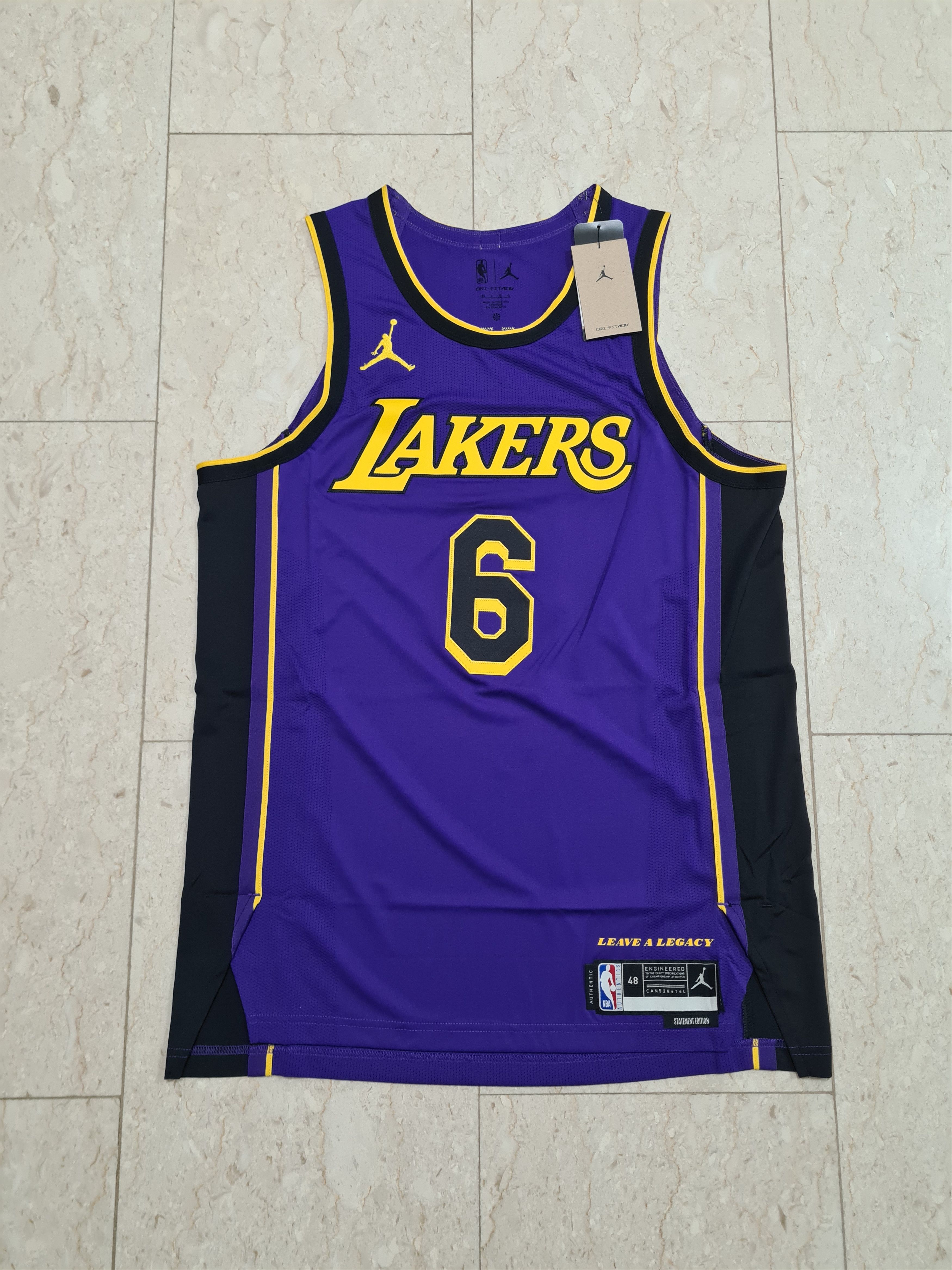 BNWT Authentic Men's Lakers Statement Ed Dri-FIT ADV Jersey