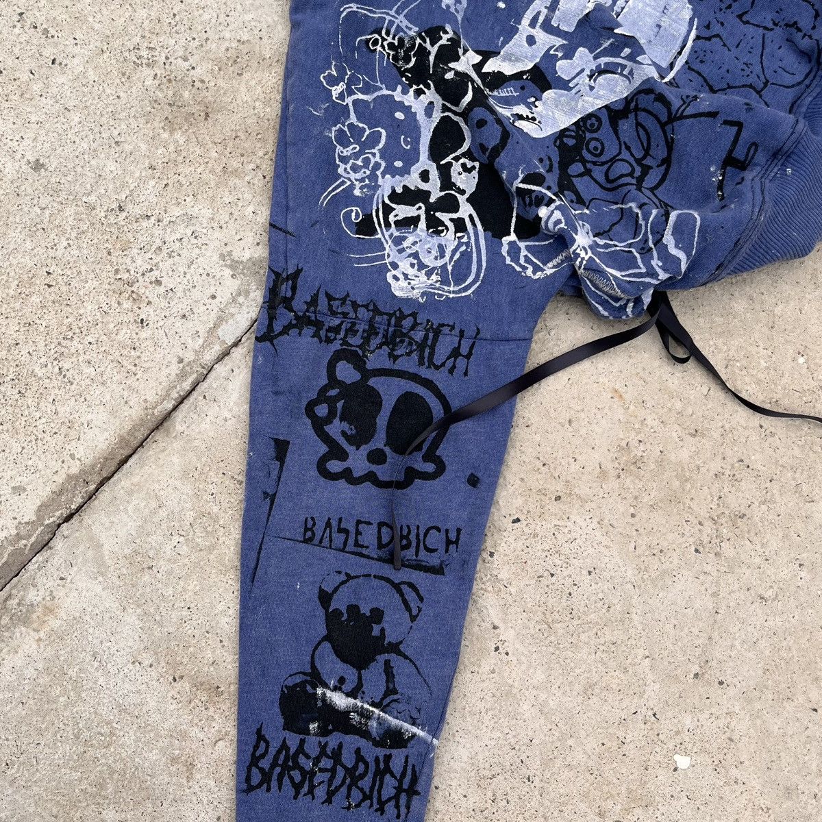 Other Basedbich womens cropped hoodie size medium Size M / US 6-8 / IT 42-44 - 3 Thumbnail