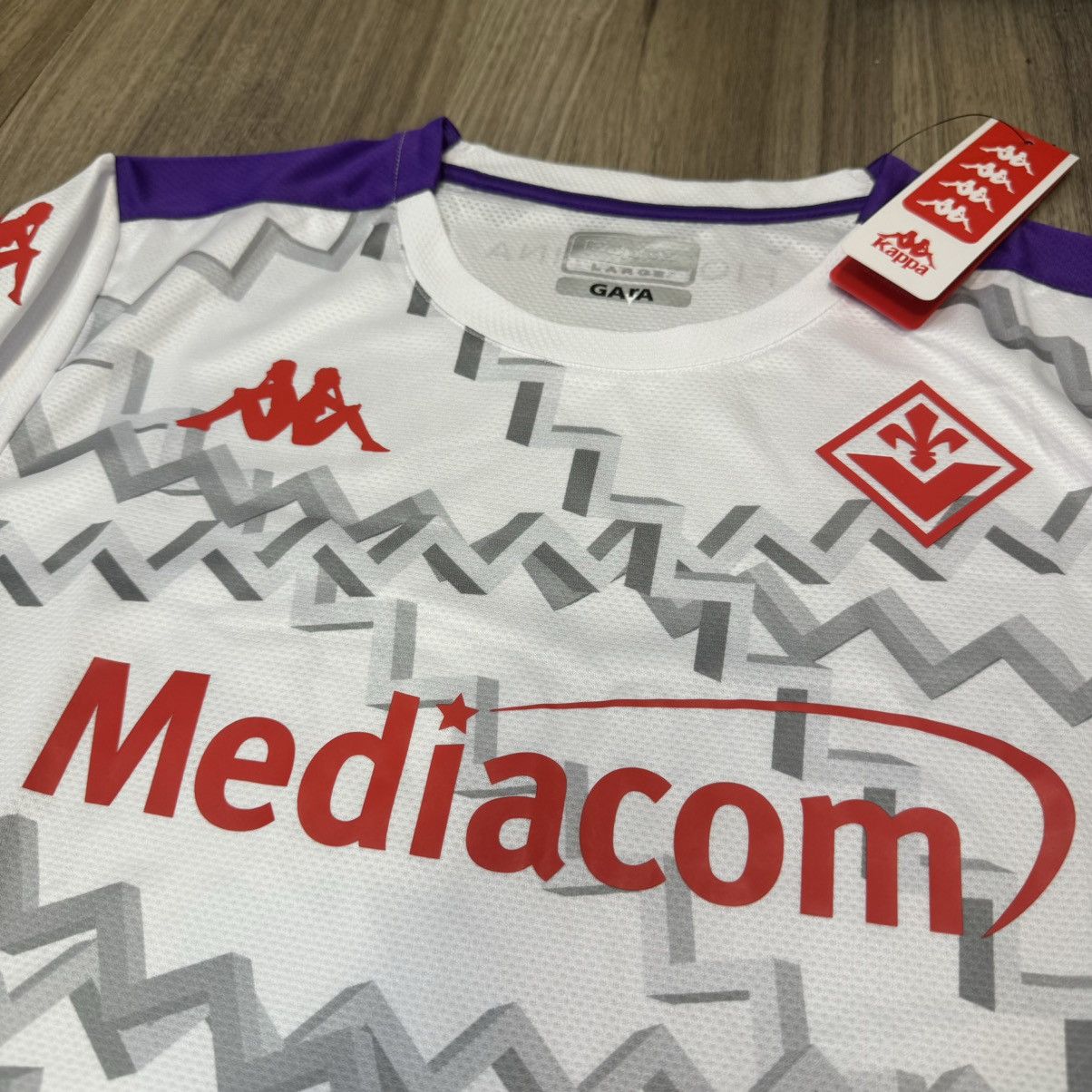 Kappa Fiorentina 24/25 white colour training jersey (Bnwt) Size US L / EU 52-54 / 3 - 3 Thumbnail