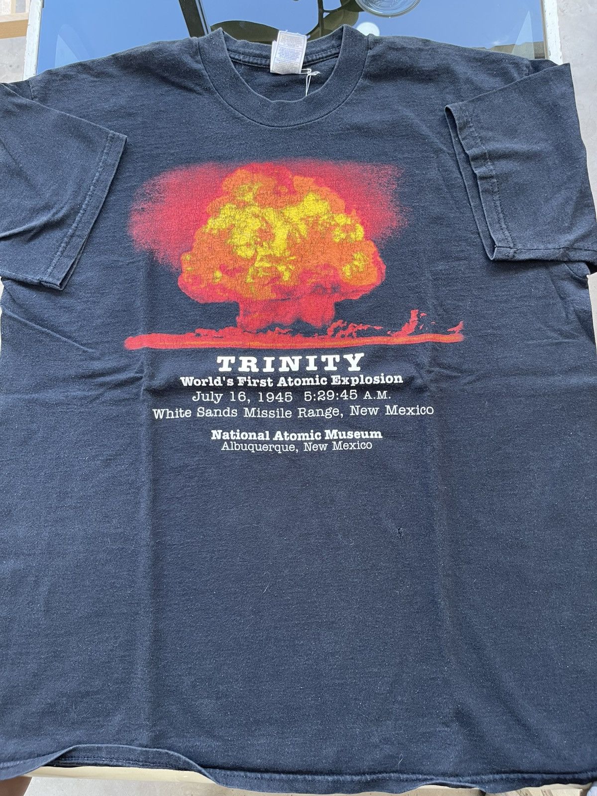 Arts & Science Vintage Trinity Nuclear Explosion Shirt XL Size US XL / EU 56 / 4 - 2 Thumbnail