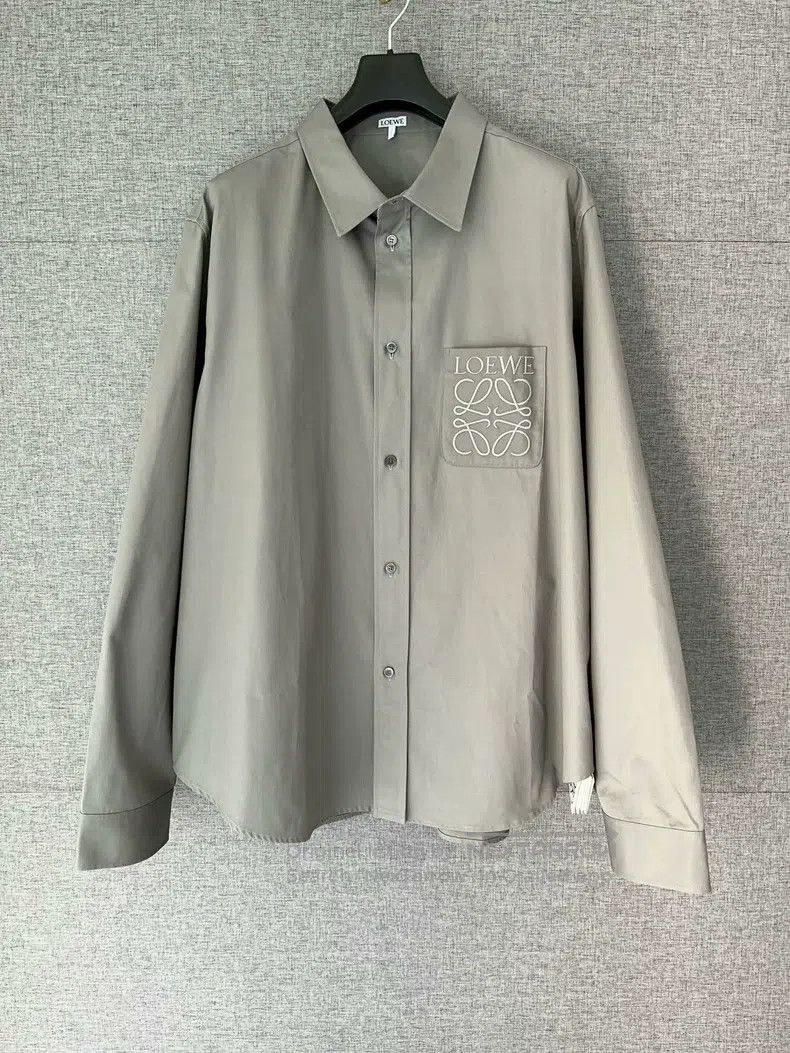 Loewe Loewe size 43 Solid color long-sleeve shirt with embroidere Size US M / EU 48-50 / 2 - 1 Thumbnail