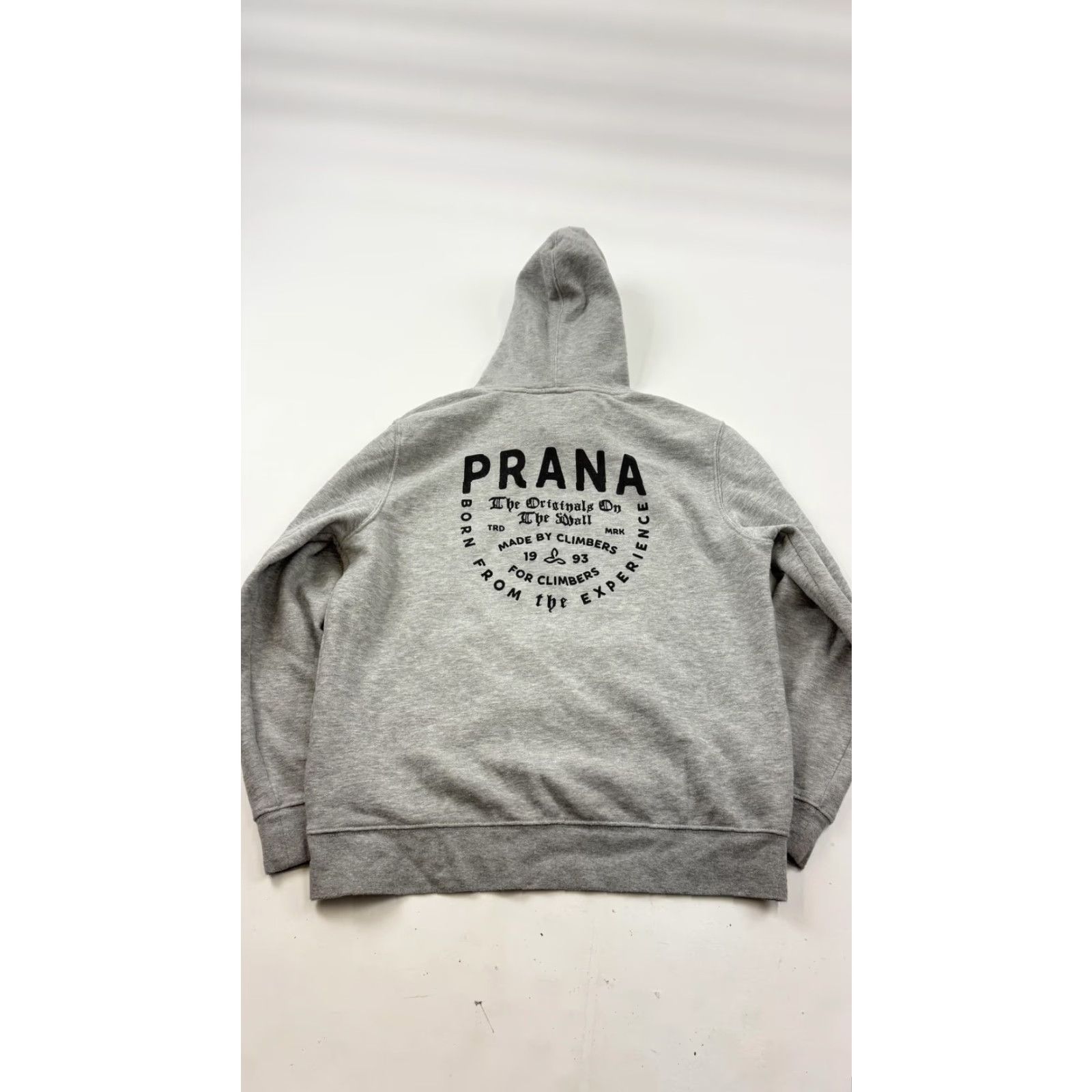 Prana prAna Hoodie Sweatshirt Mens Small Gray Fleece Logo Climbing Standard Fit Size US S / EU 44-46 / 1 - 6 Thumbnail