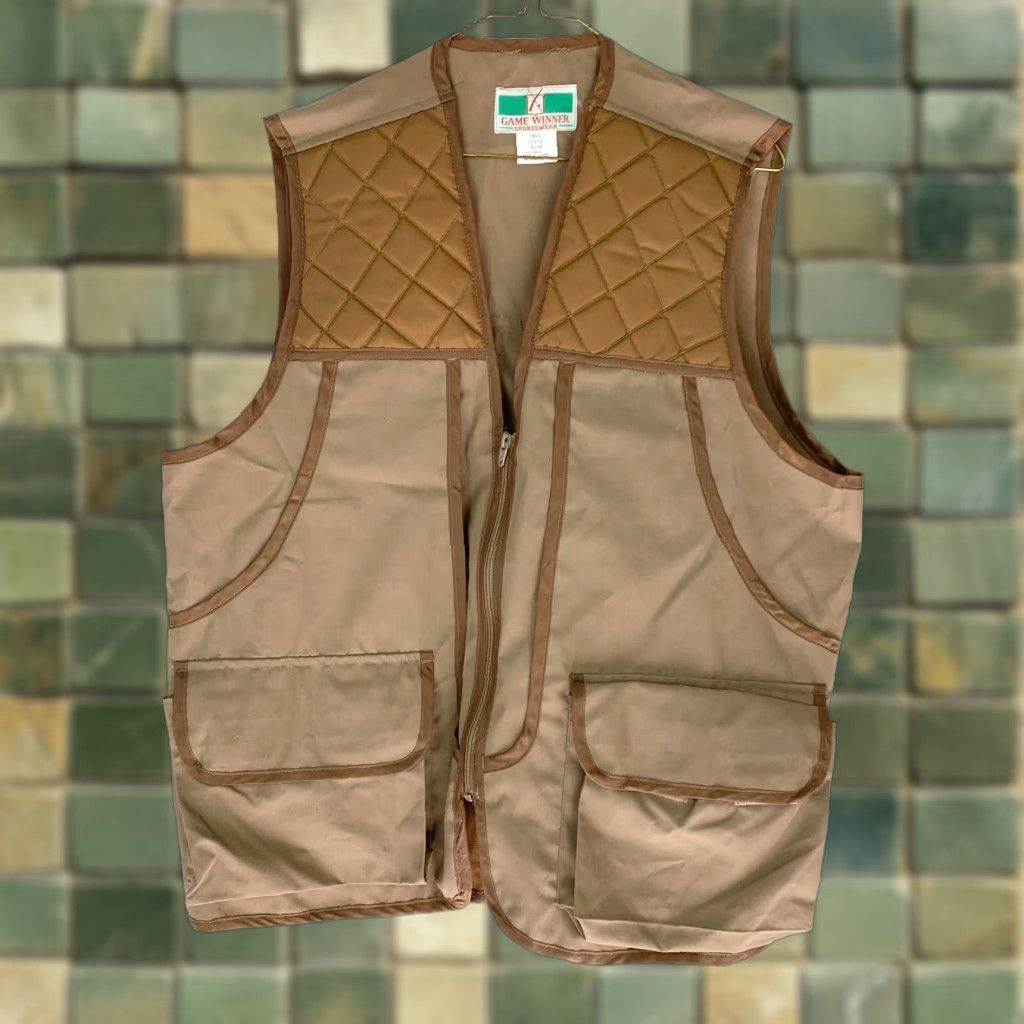 Vintage VINTAGE Game Winner Hunting Vest Shirt Mens Large 42/44 Brown 1970s Outdoor Polyester Quilted Field Jacket Size US L / EU 52-54 / 3 - 1 Thumbnail