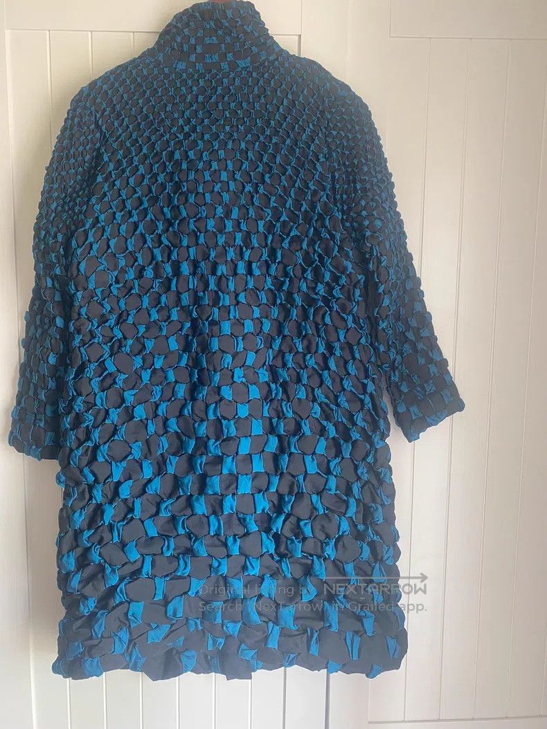 Issey Miyake Issey Miyake Woven Texture Blue-black Thick Coat Size M / US 6-8 / IT 42-44 - 2 Thumbnail