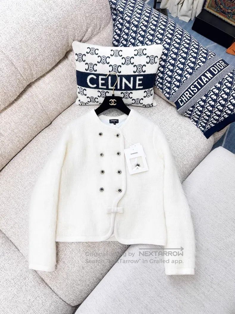 Chanel Chanel Long-sleeved plush coat with bow Size XXS / US 00 / IT 34 - 2 Thumbnail