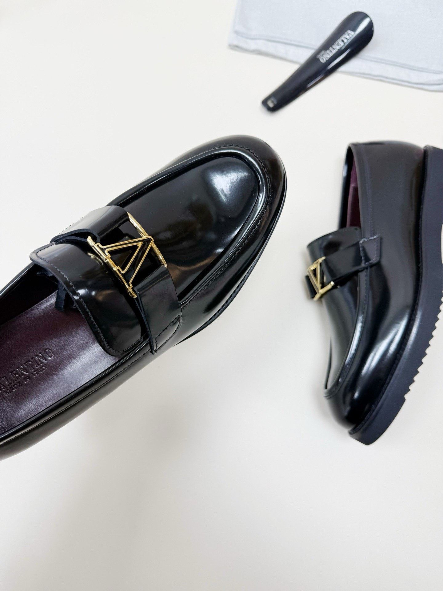 Valentino Valentino Thick-Soled Casual Leather Shoes Size US 7 / IT 37 - 1 Thumbnail