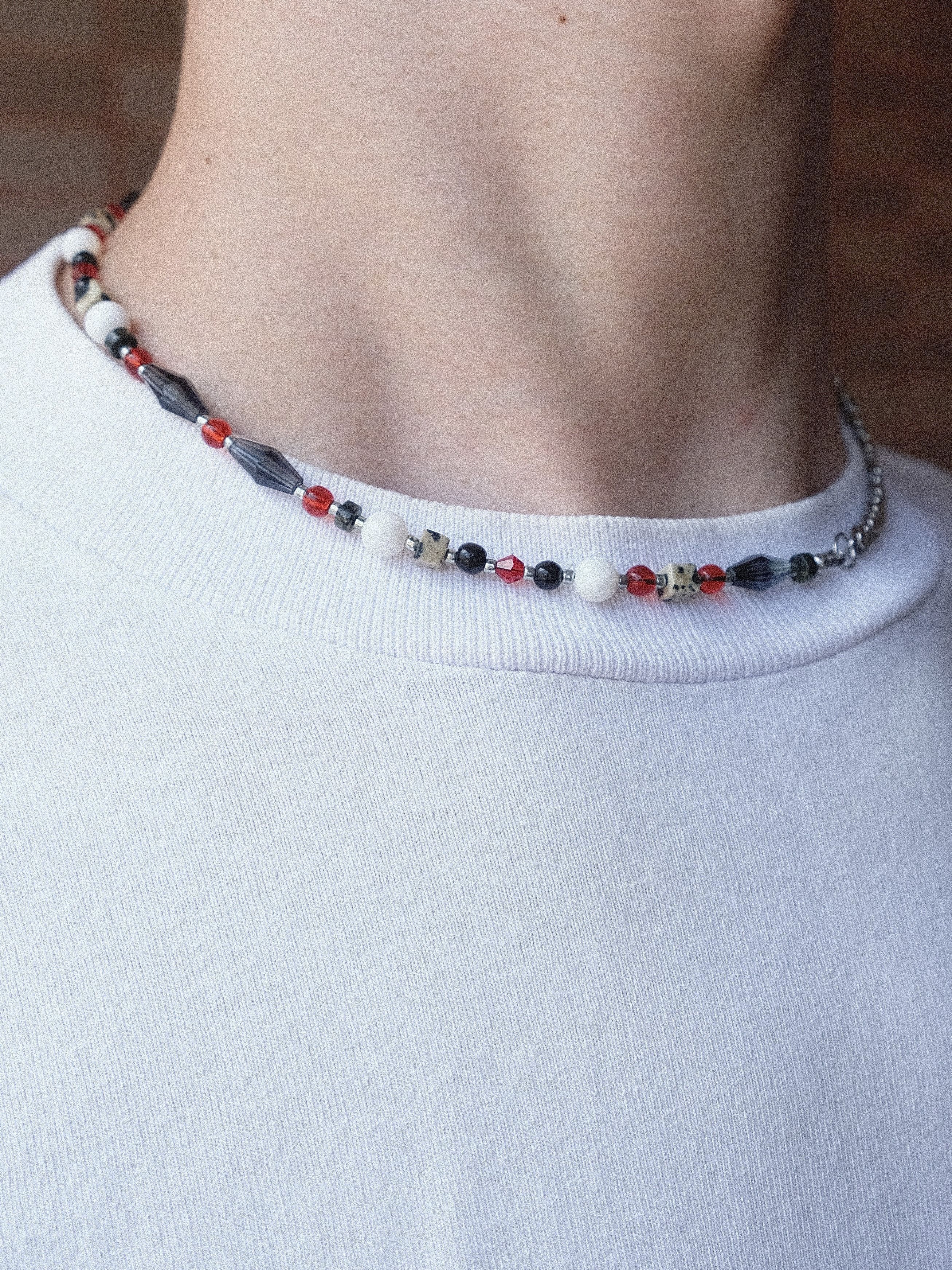 Japanese Brand Handmade Chicago Bulls Natural Stones Glass Beads Necklace Size ONE SIZE - 7 Thumbnail