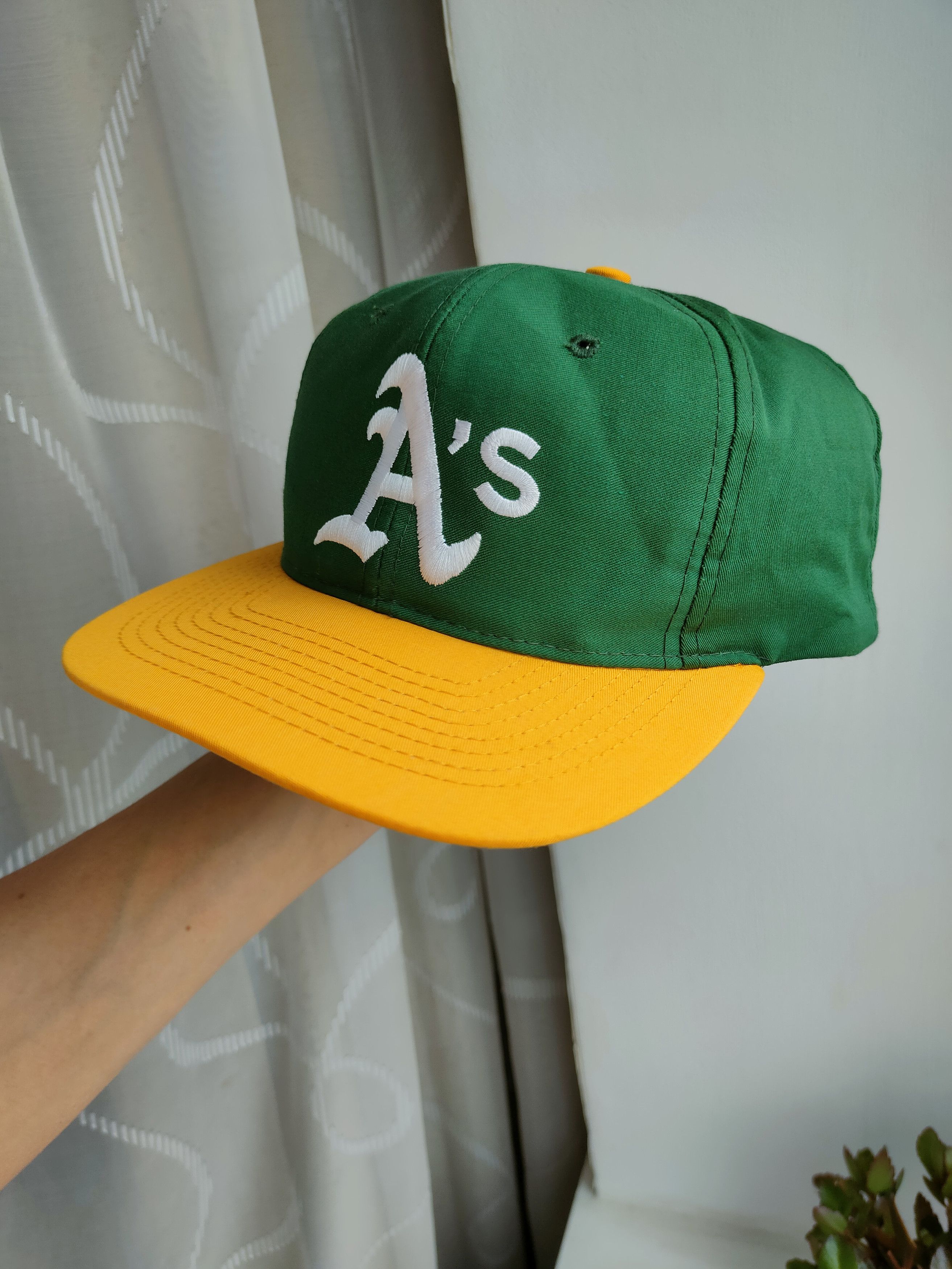 MLB × Sports Specialties Vintage Oakland A's Athletics Green Yellow MLB 80s Rare Cap Size ONE SIZE - 2 Thumbnail
