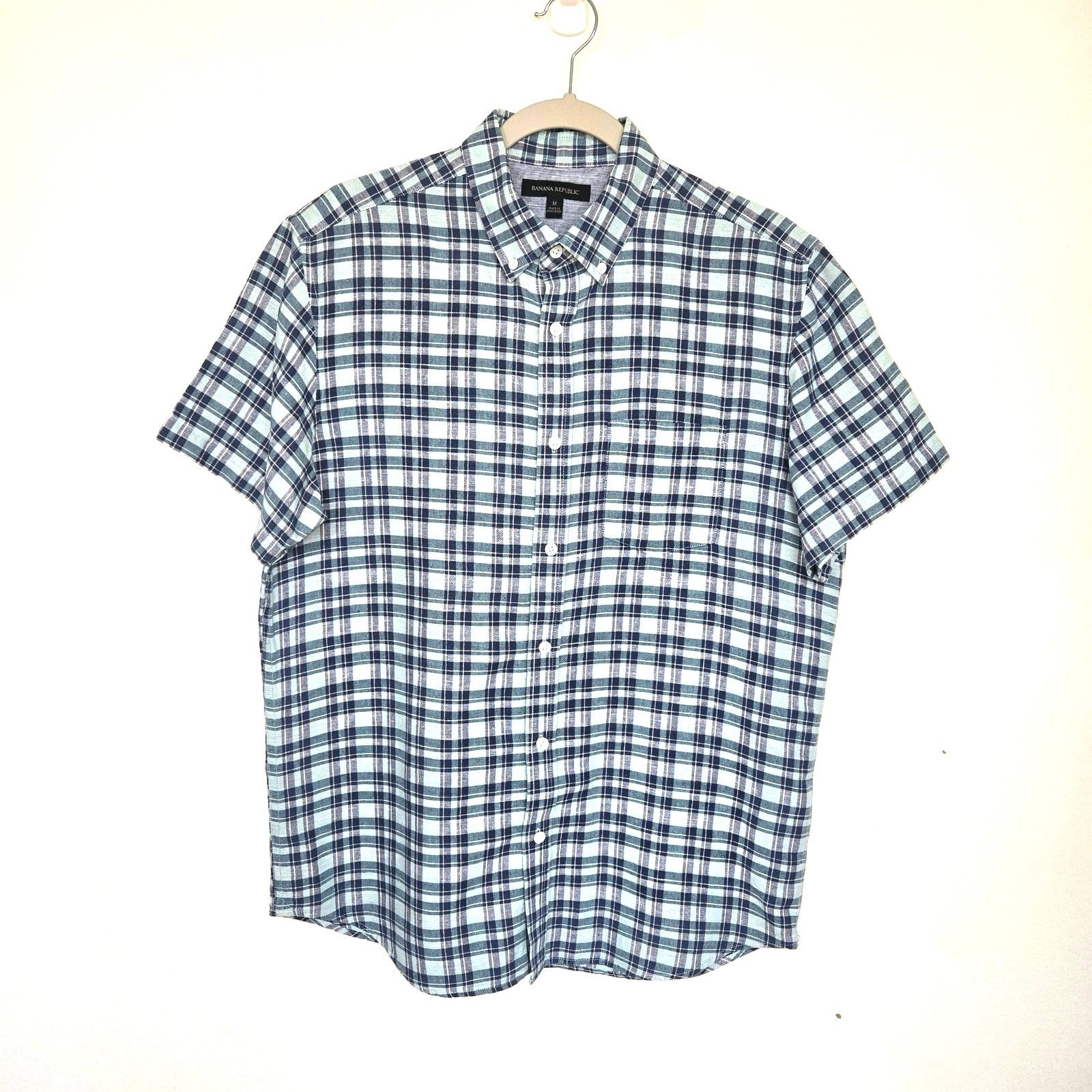 Banana Republic Banana Republic Men’s Button Up Blue Plaid Shirt. Medium. Size US M / EU 48-50 / 2 - 1 Thumbnail
